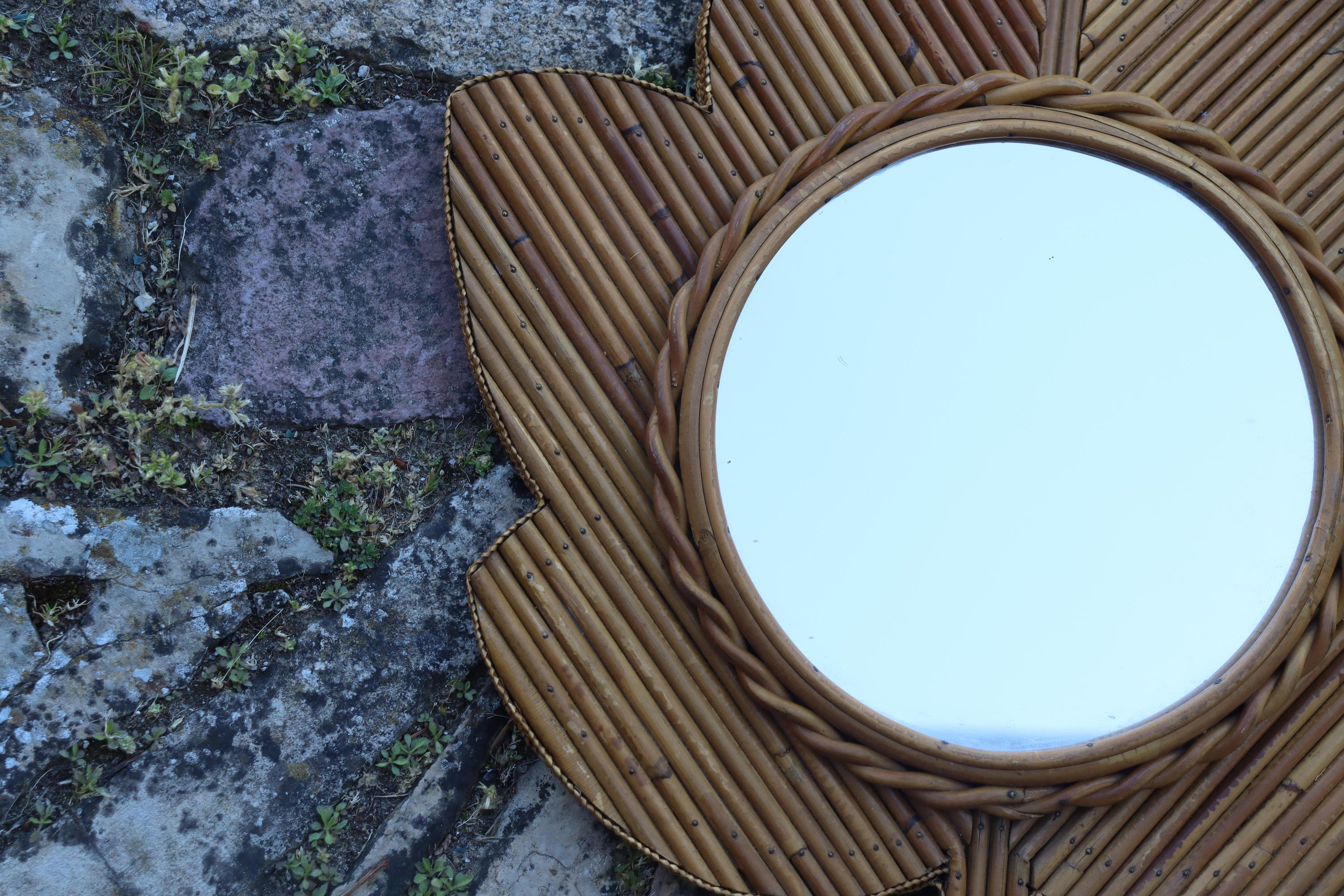 Rattan mirror by Vivaï del Sud, Italy 1970 In condizioni ottime in vendita a Charmes, FR