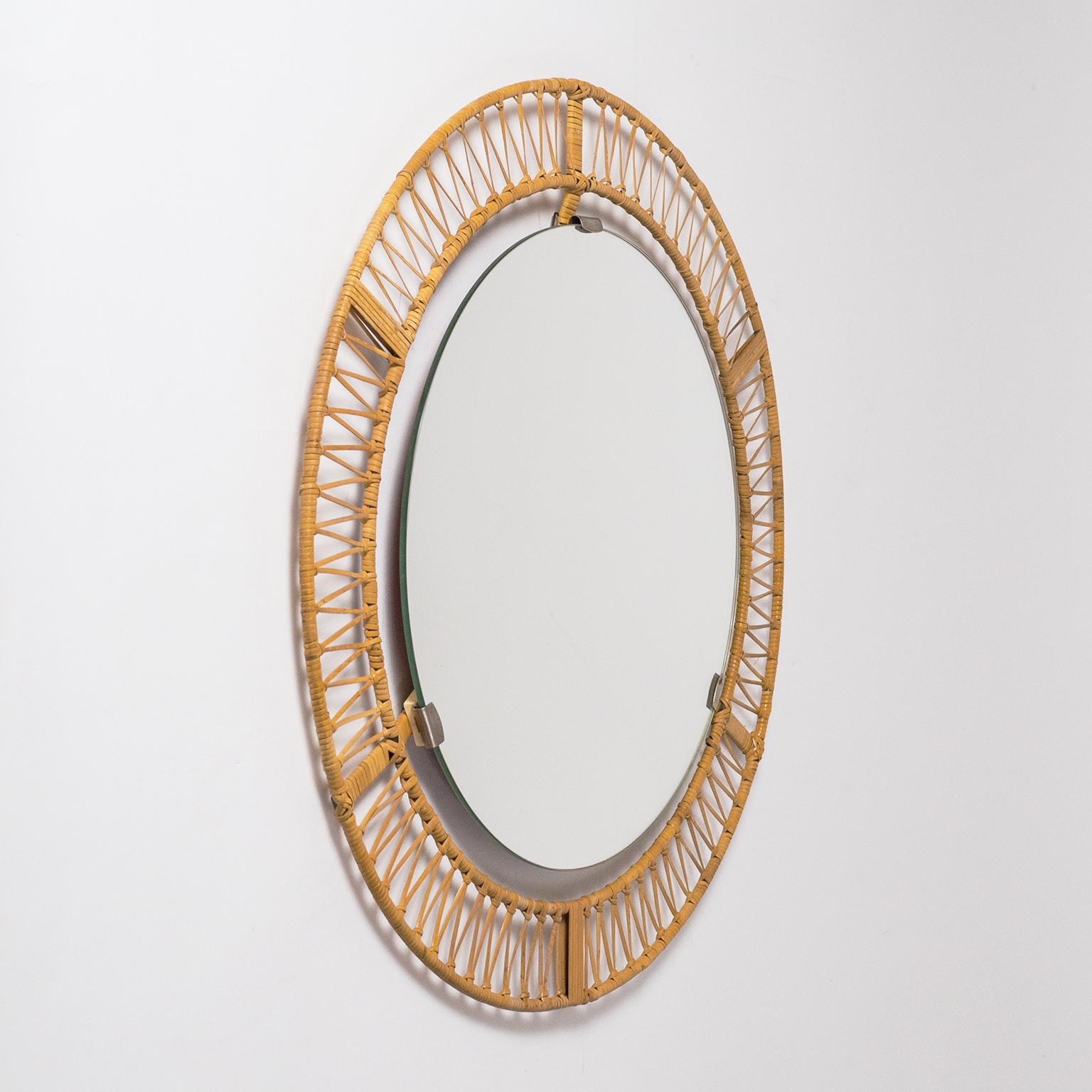 Rattan Mirror, circa 1960 In Good Condition For Sale In Vienna, AT