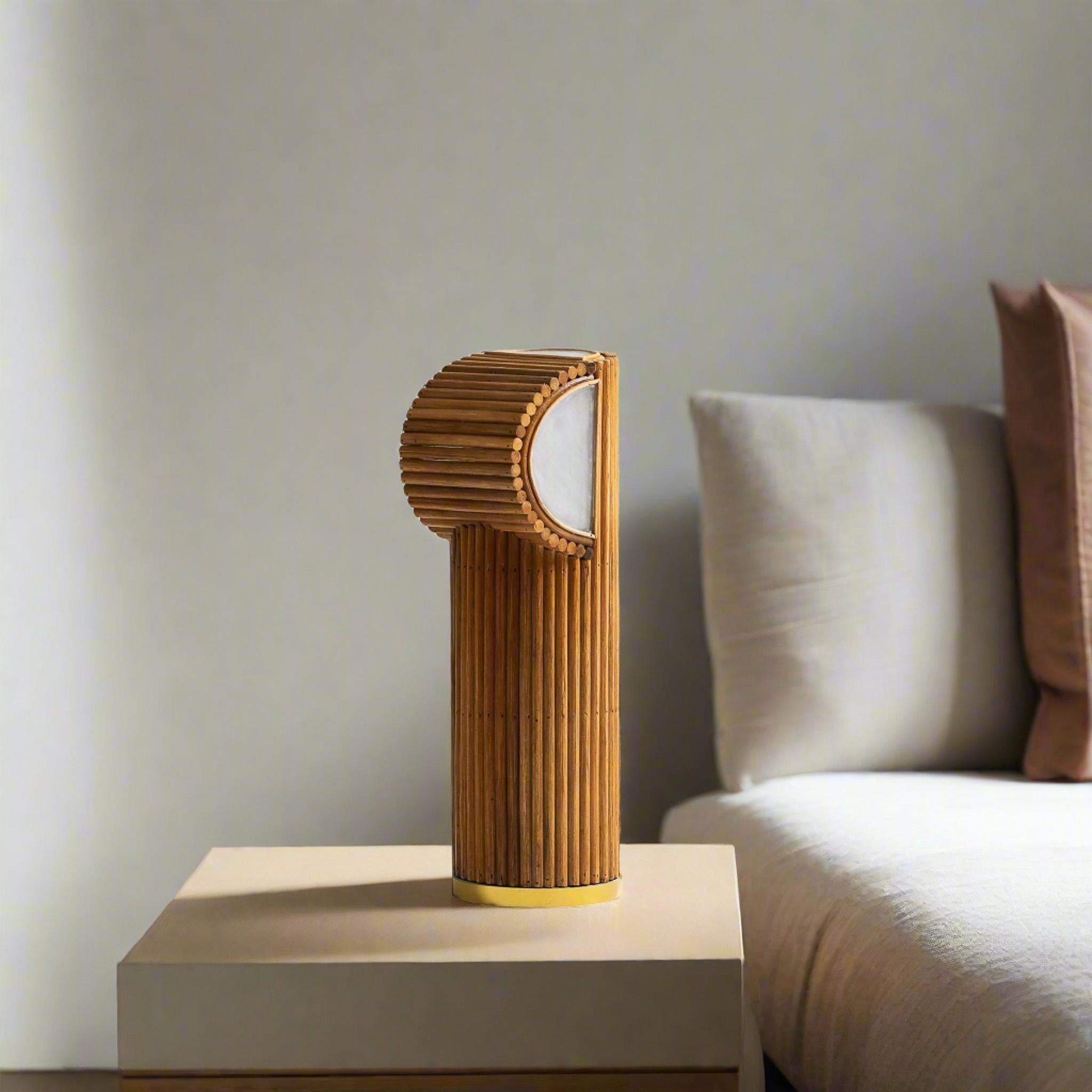 Lampe de table moderne en rotin  