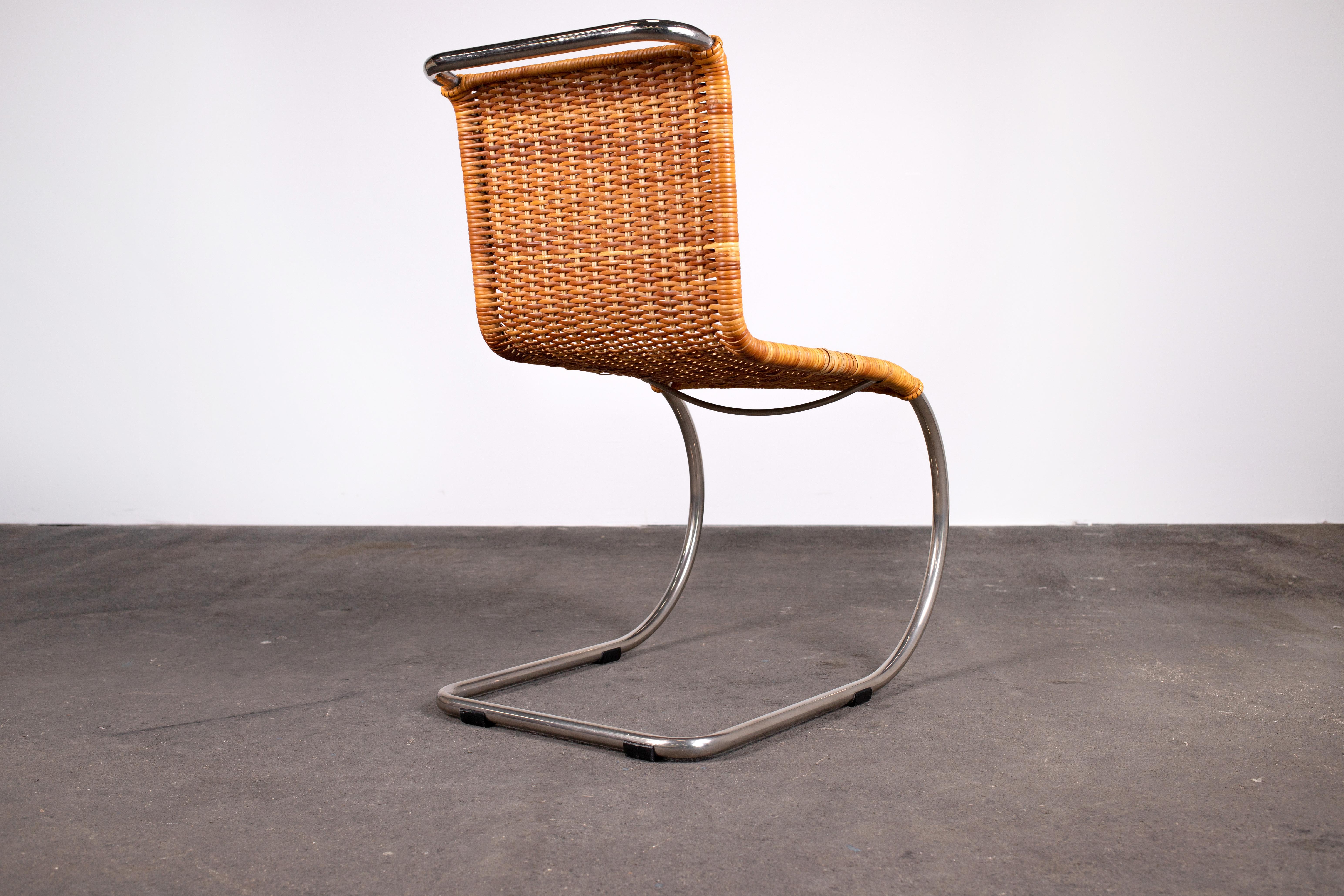 20th Century Rattan MR Chair by Mies Van Der Rohe, Rare Elegant Tecta Variant For Sale