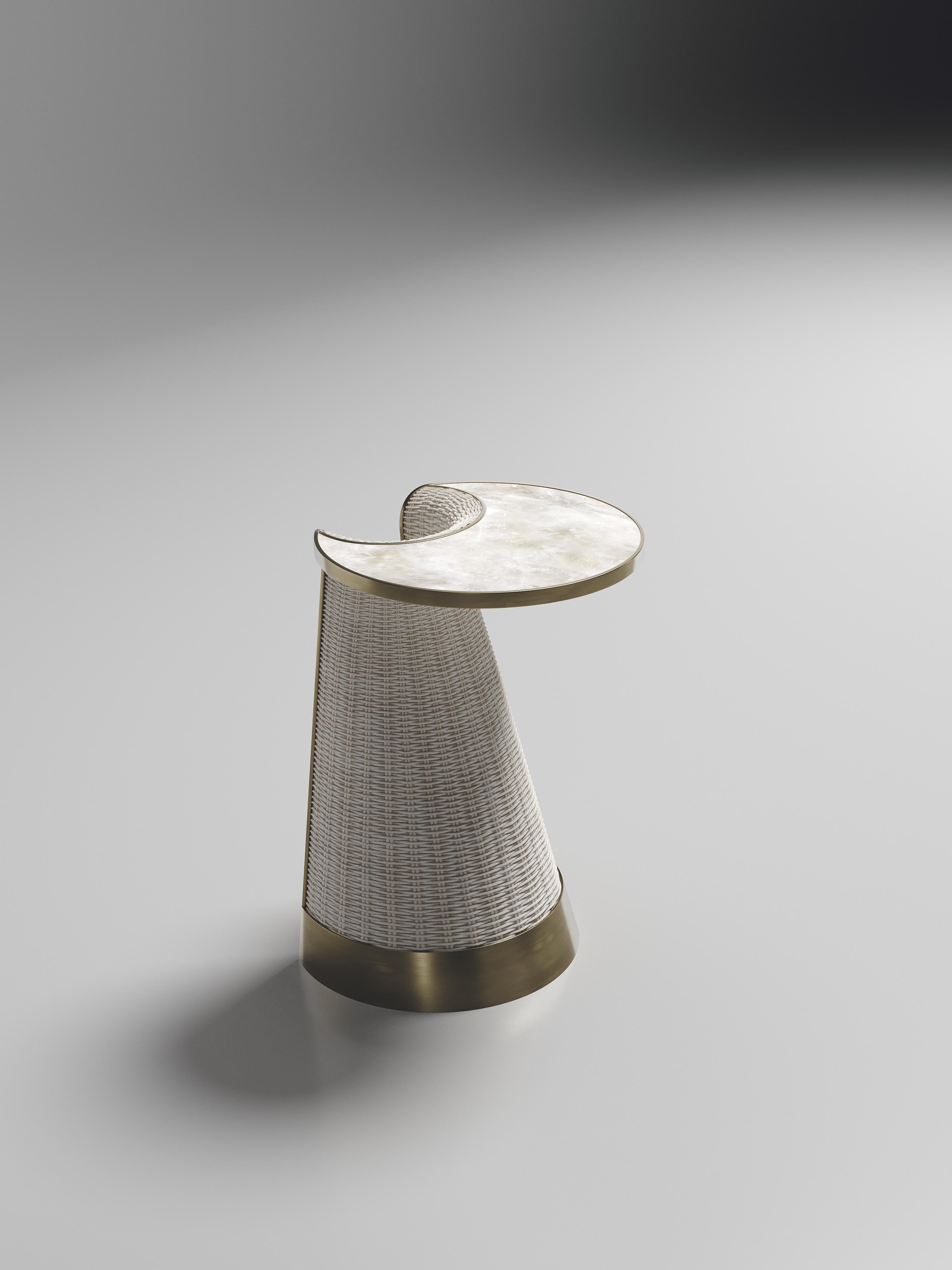 Tavolini in rattan con intarsi in conchiglia e ottone di R & Y Augousti in vendita 4