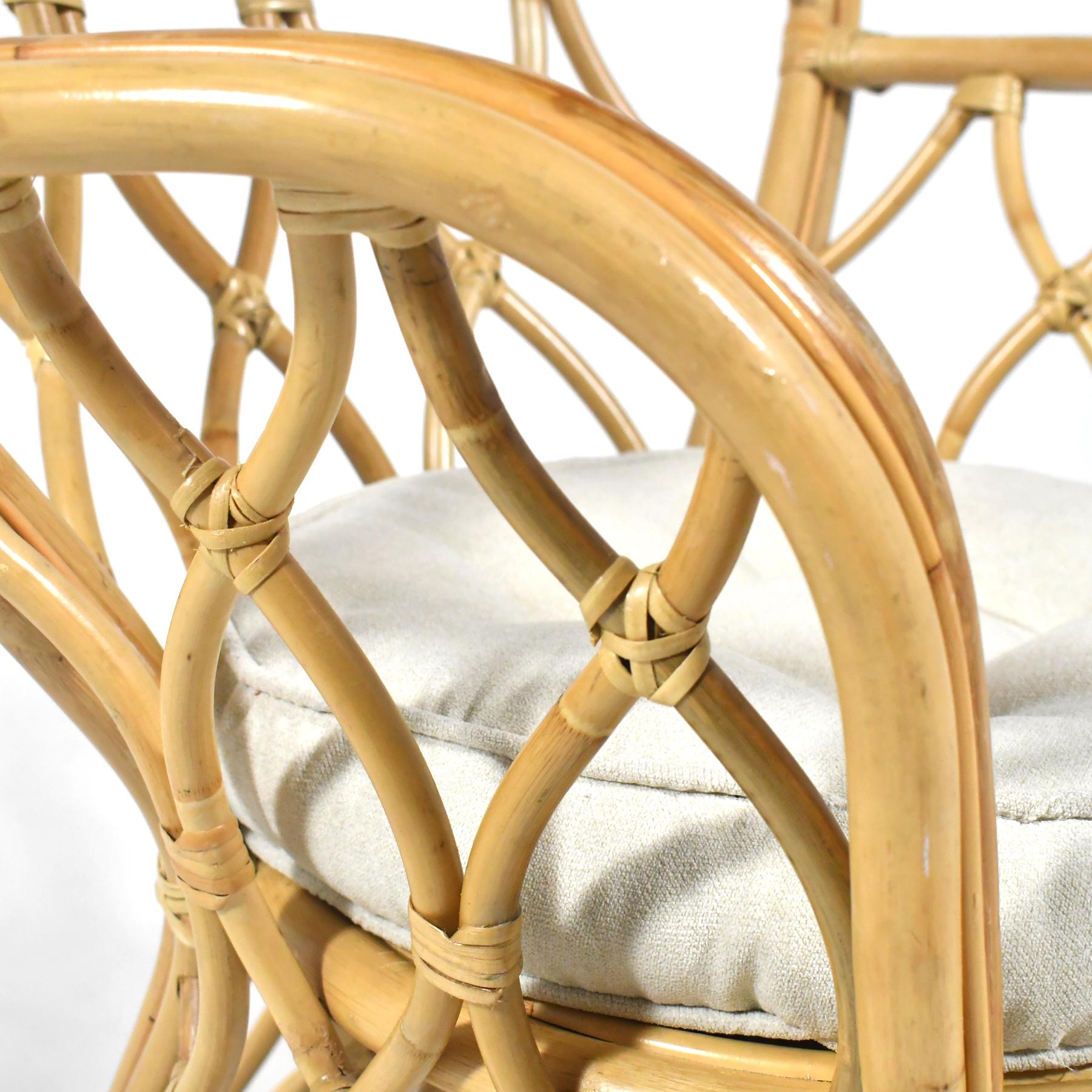 Rattan- Pfauenstuhl im Angebot 3