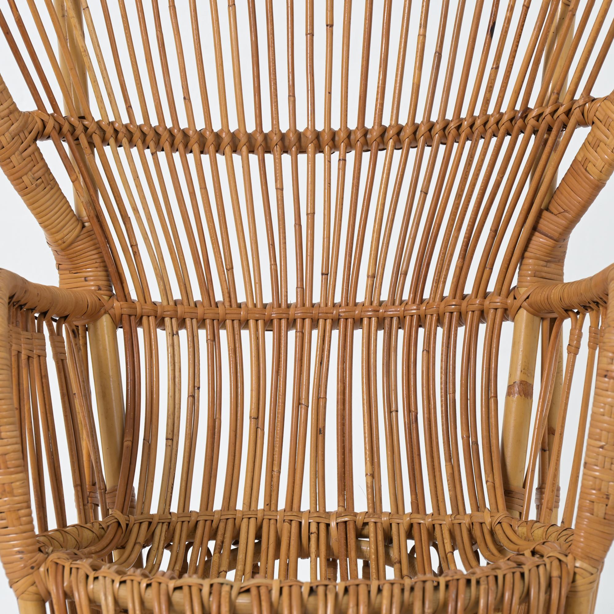 Rattan- Pfauenstuhl im Angebot 8