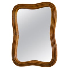 Reka Wall-Mounted Mirror: Hand-Crafted Rattan & Glass, Mid-Century