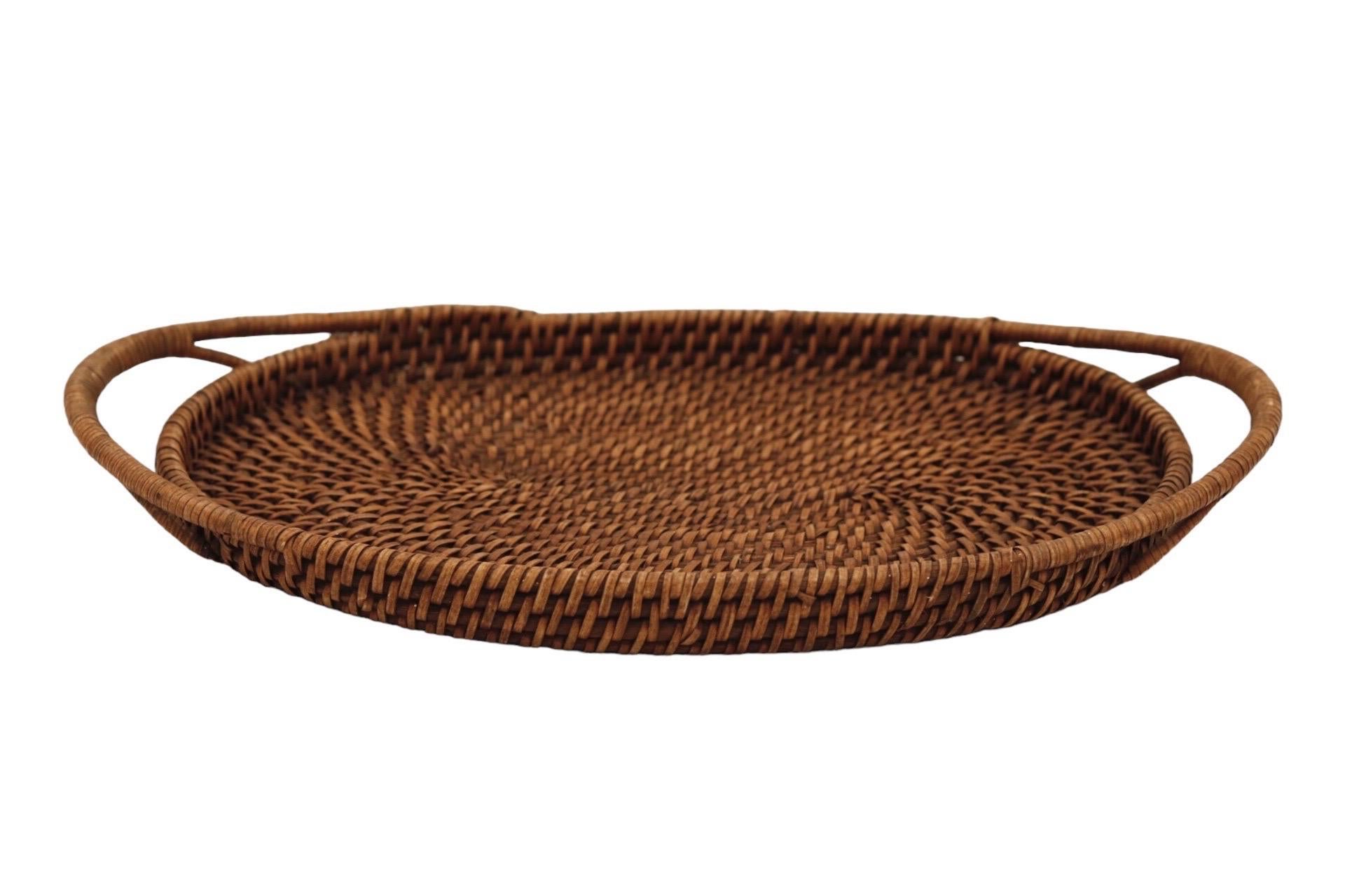 American Rattan & Pine Needle Serving Trays - Set of 2 For Sale