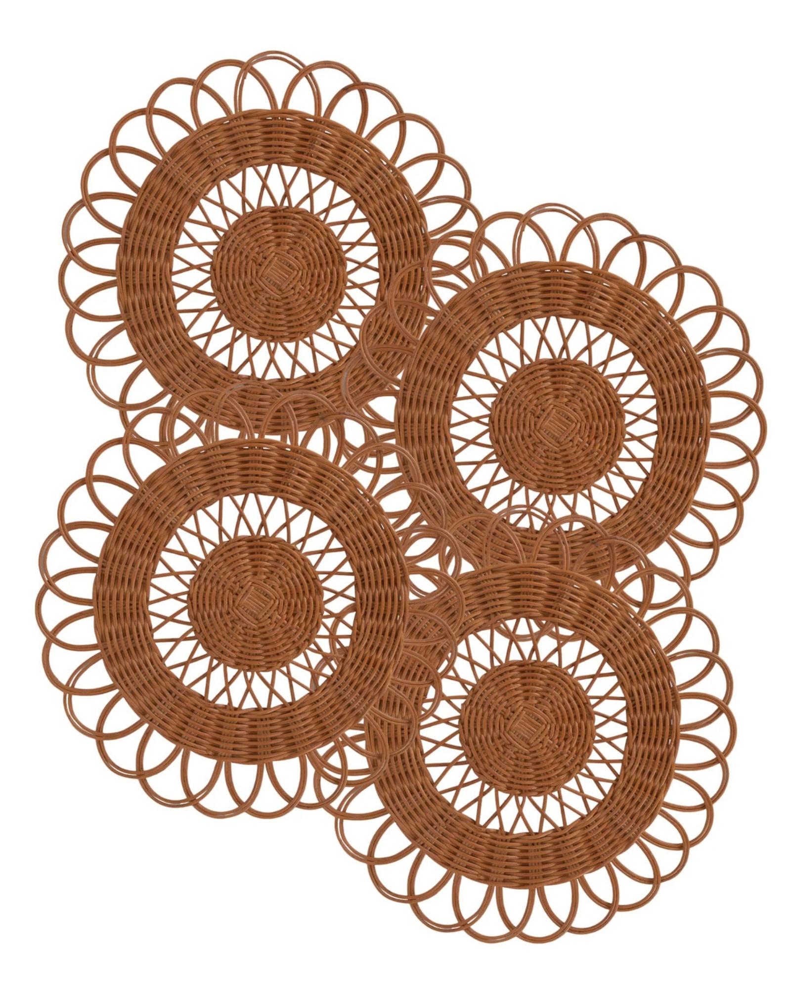 Handwoven by our artisans in 100% natural rattan, our placemats are the most versatile dining piece: use them everyday or dress them up with our linens and bright plates when you entertain.
