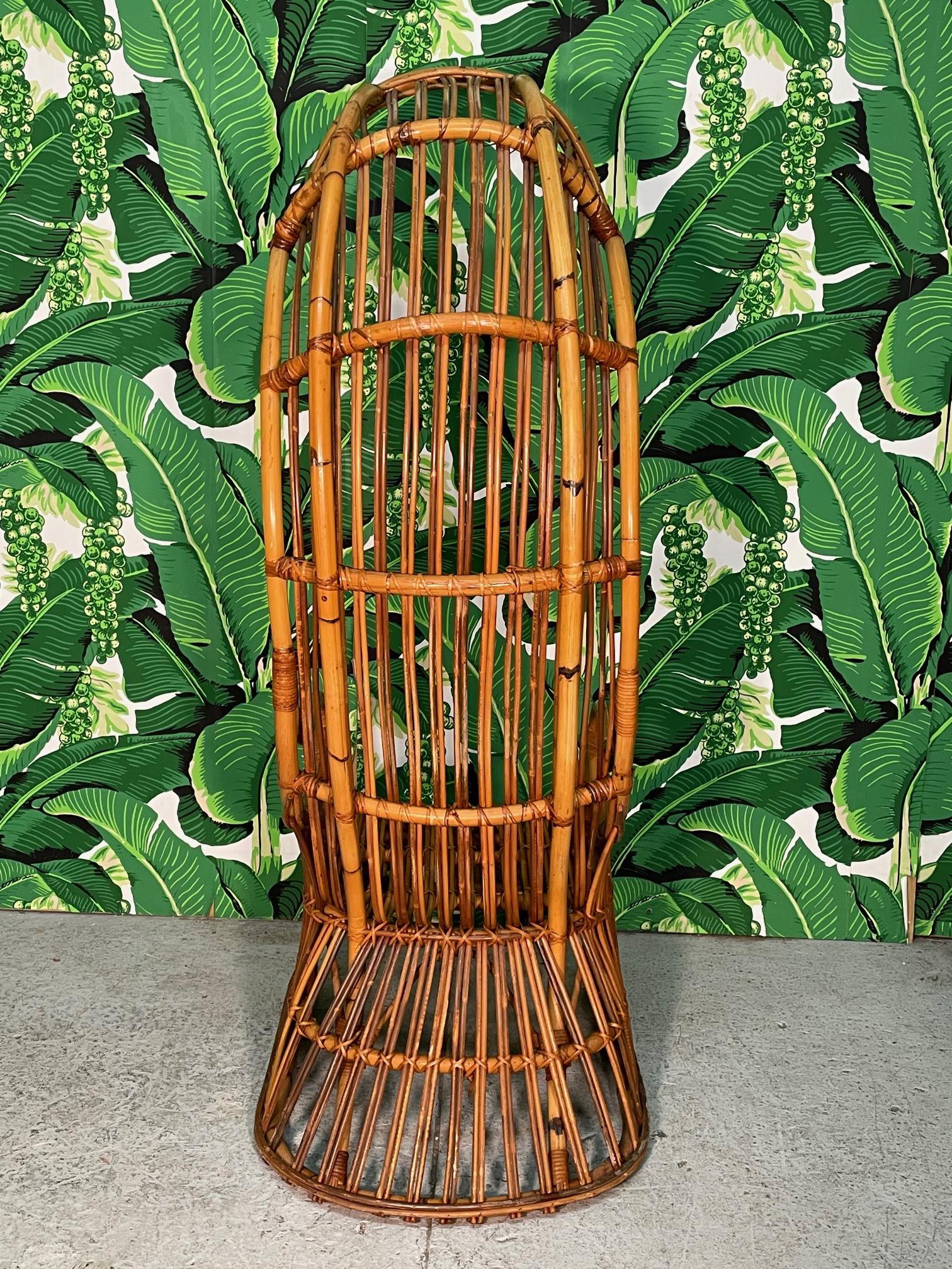 Rattan Porters Chair in the Manner of Franco Albini In Good Condition In Jacksonville, FL