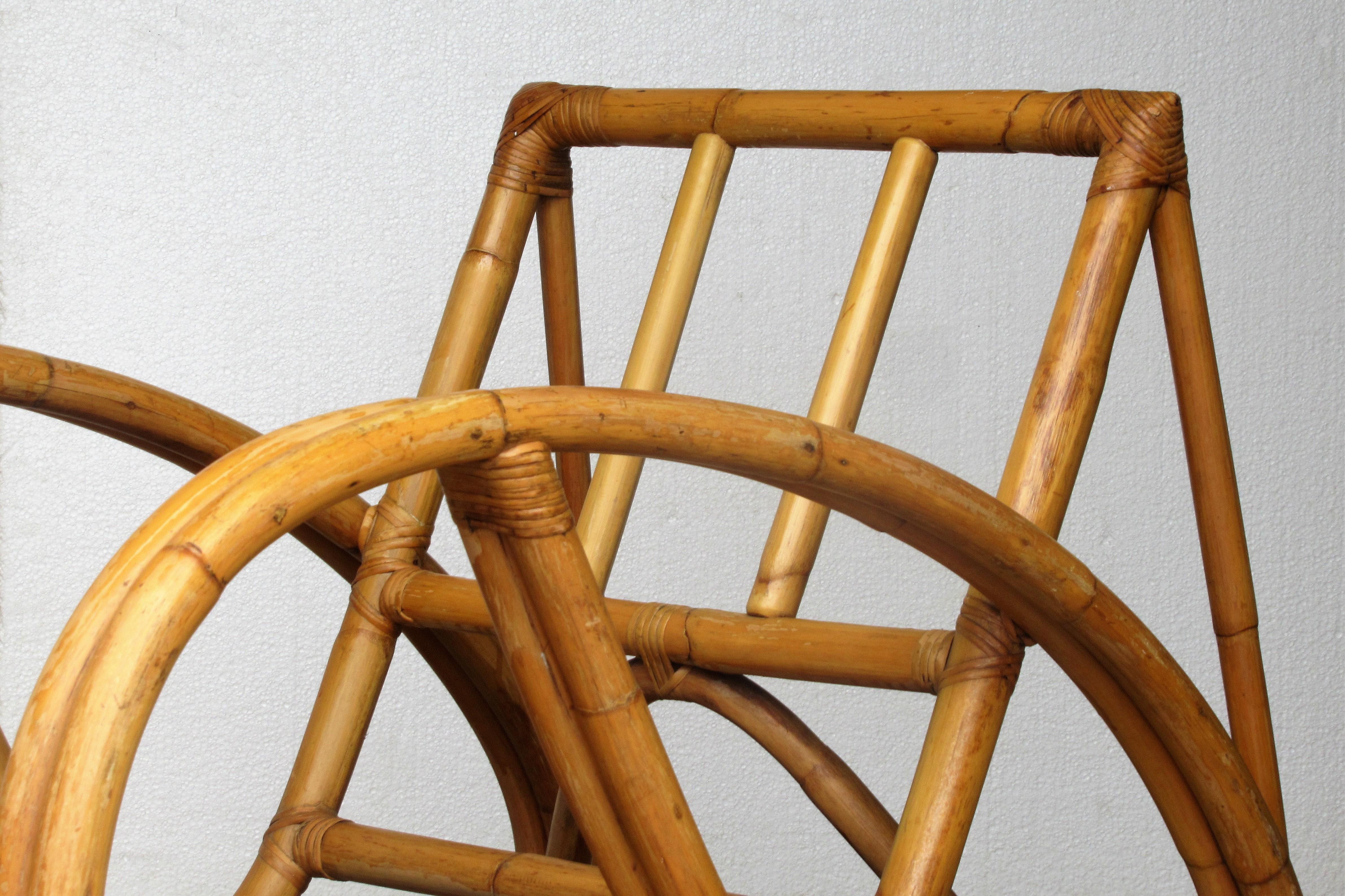 Rattan Pretzel Lounge Chairs In Good Condition In Rochester, NY