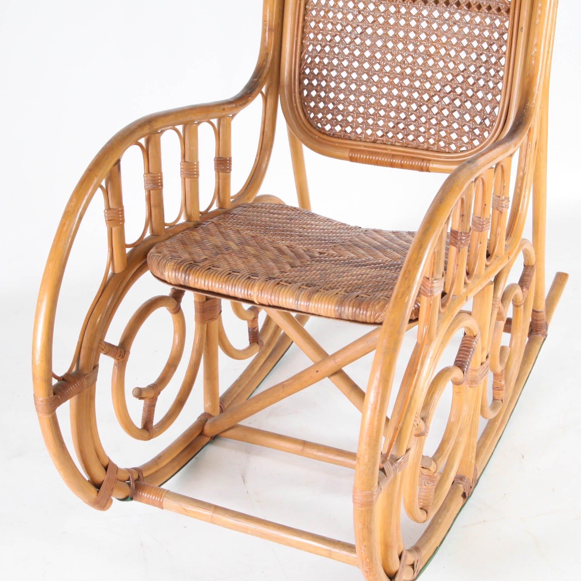 Rattan Sedia a dondolo in rattan in vendita