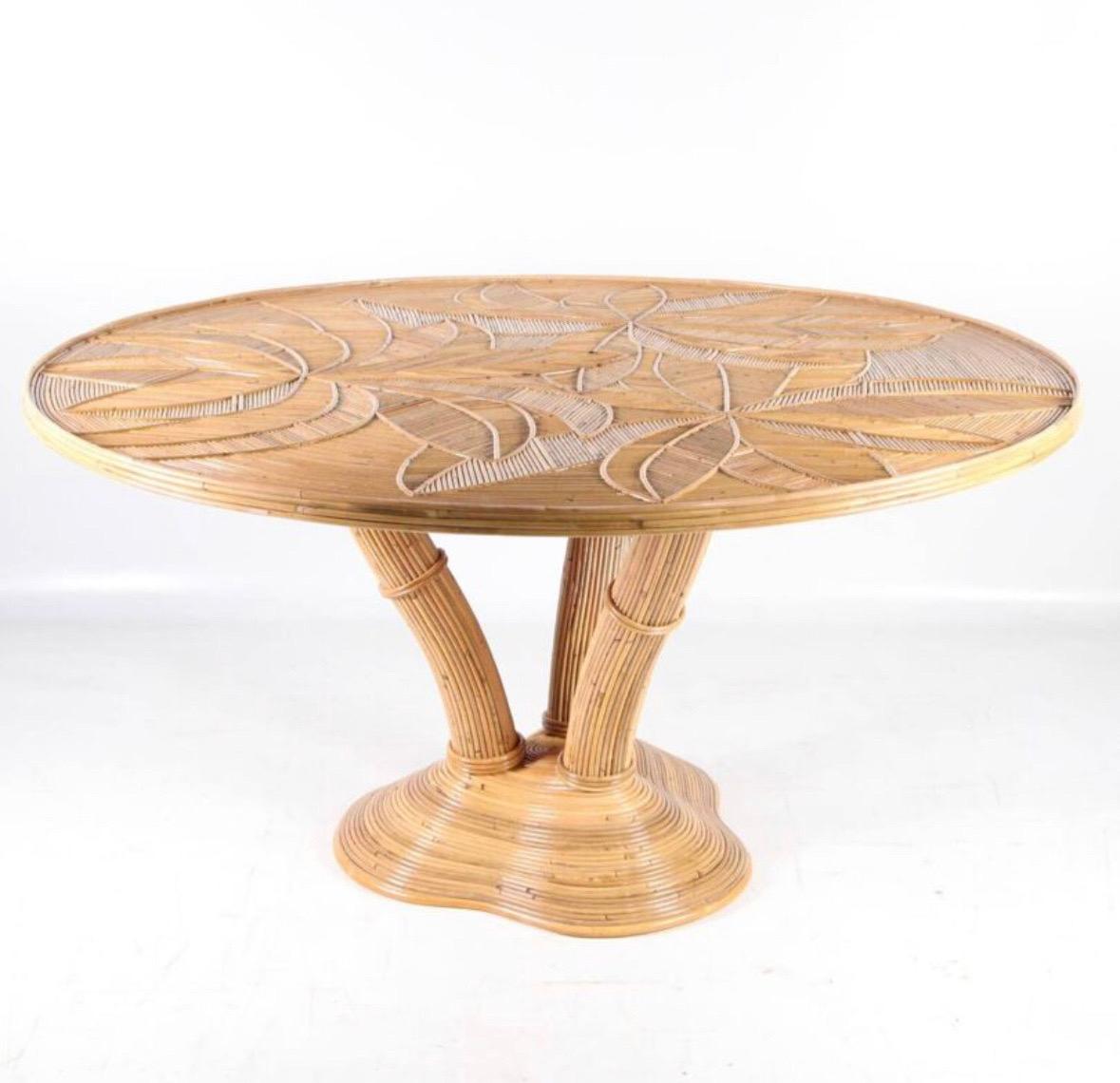 Mesa de comedor redonda de ratán en venta 4