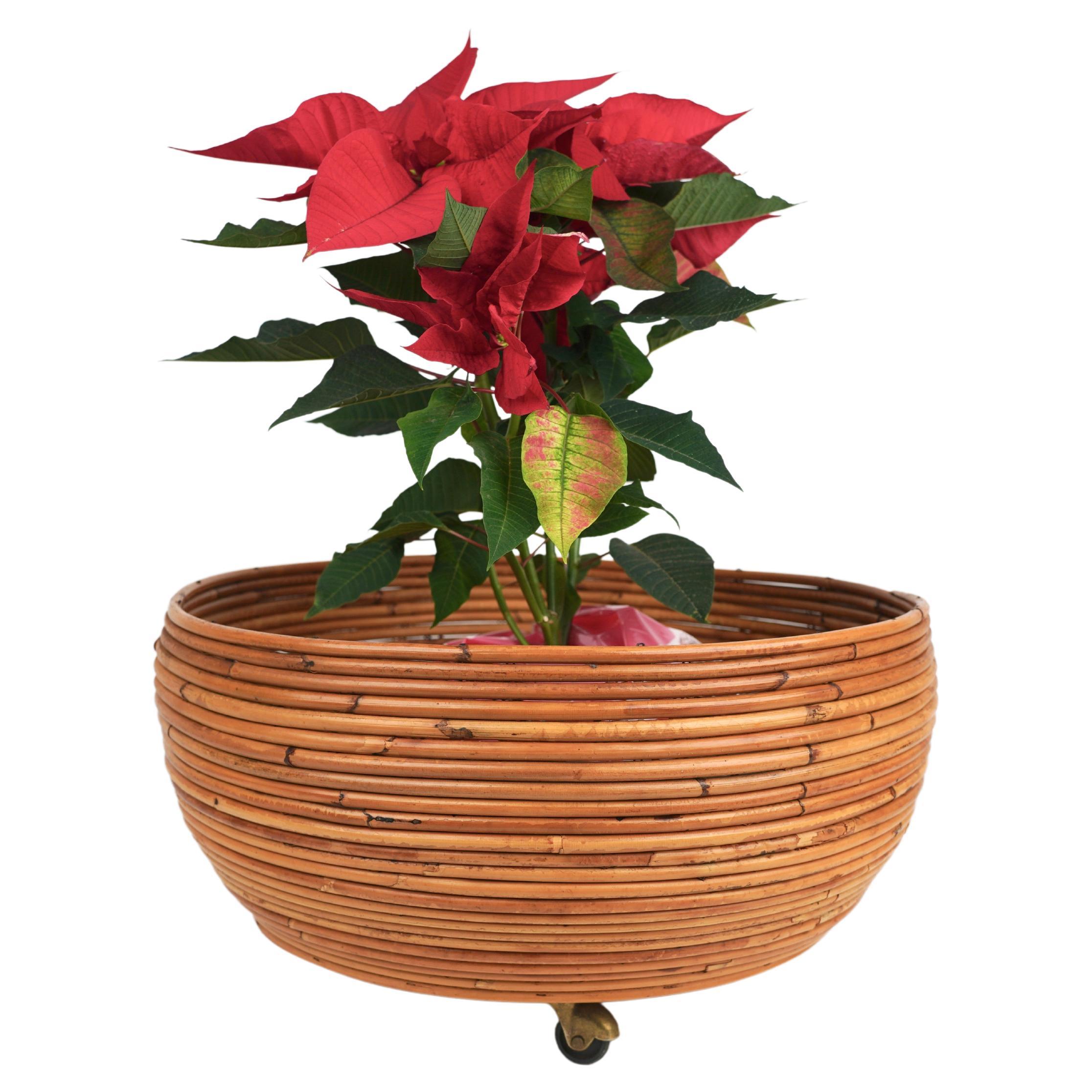 Rattan Round Flower Stand Plant Holder in the Style of Vivai Del Sud Italy 1960s For Sale