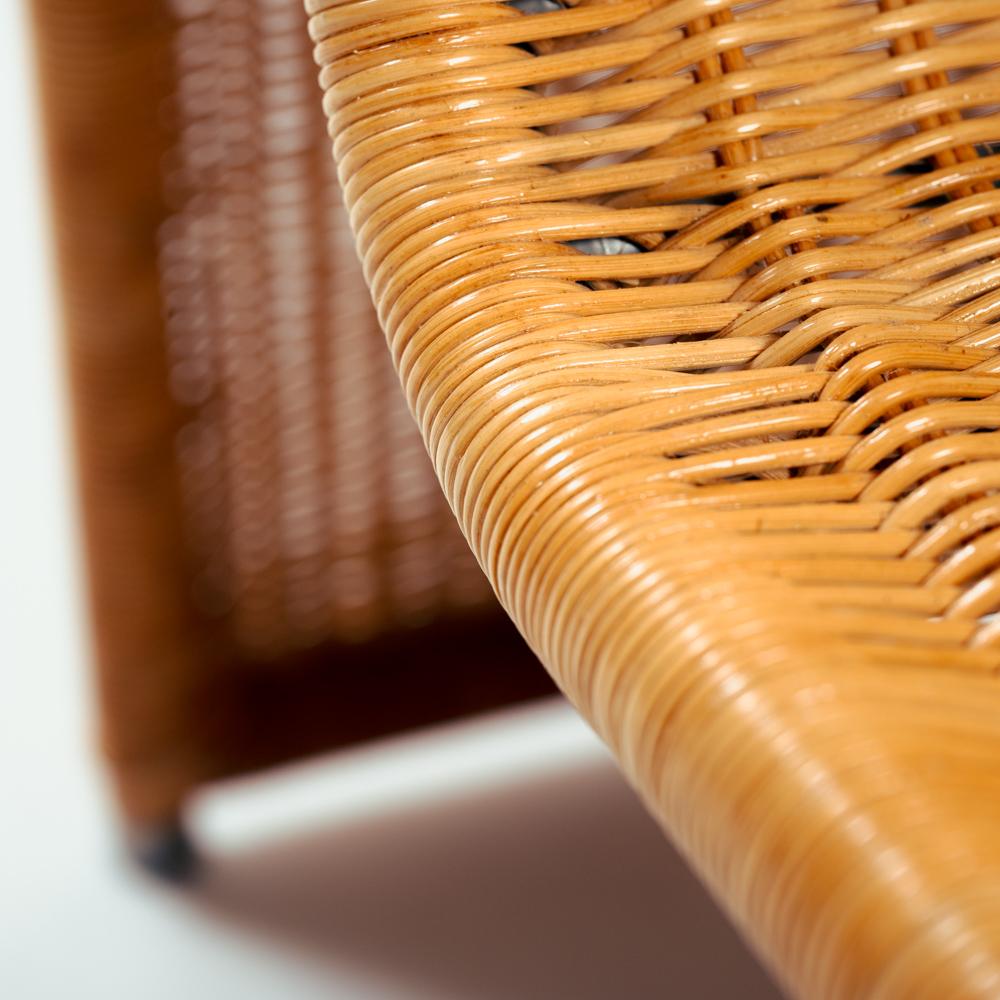Rattan seating group set with waved back, 1990s 10
