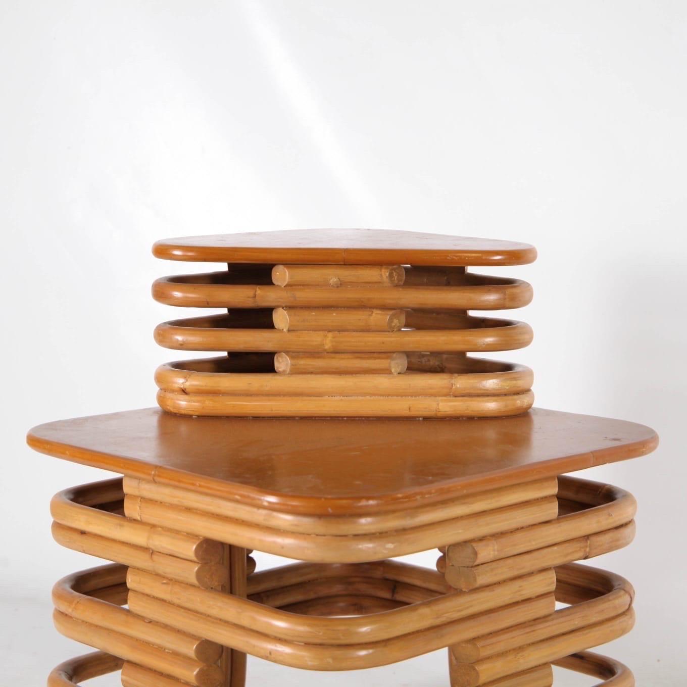 Table d'appoint en rotin Bon état - En vente à Isle Sur Sorgue, FR