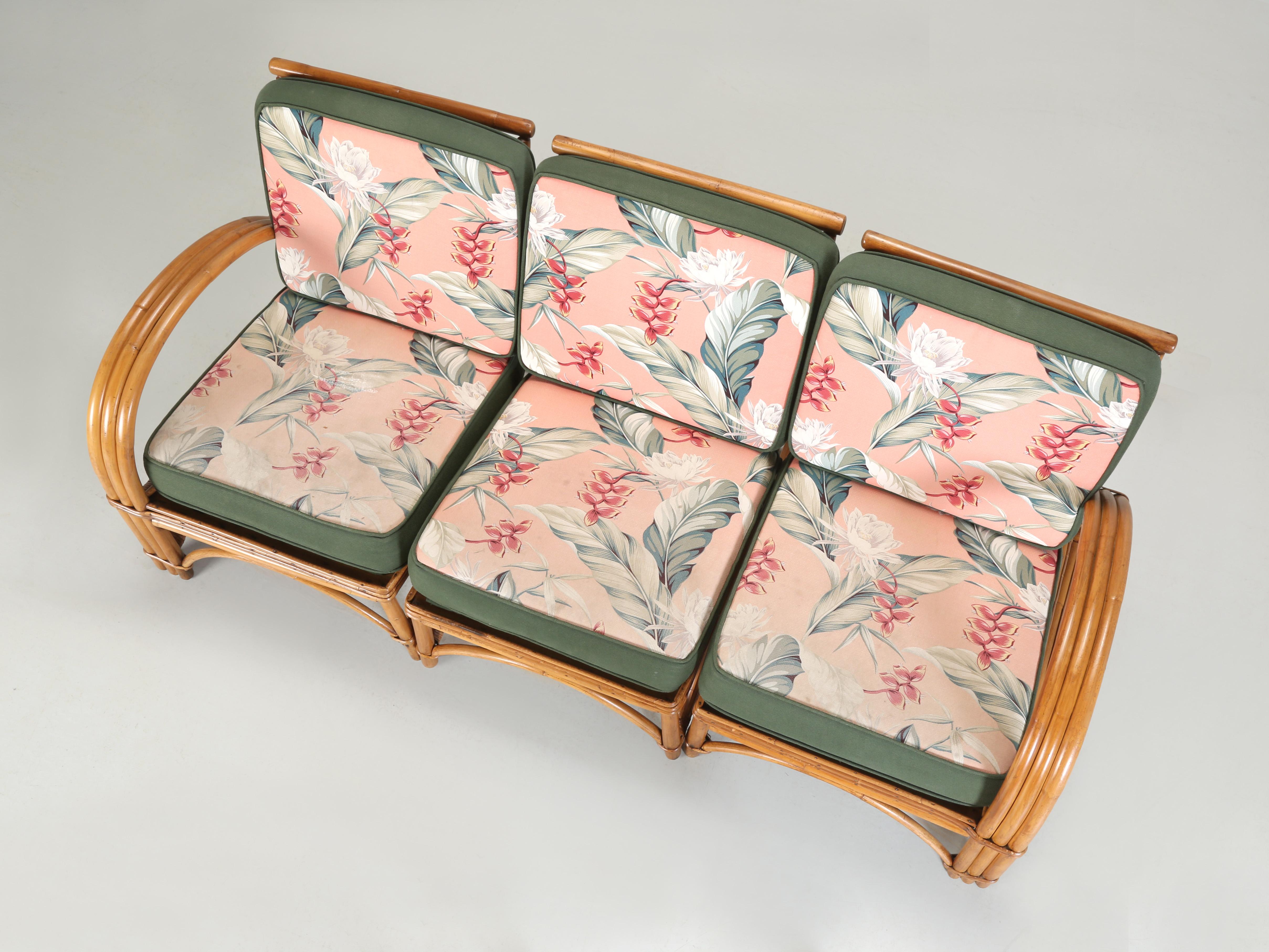 Rattan-Sofa, Rattan-Couchtisch und -Stuhl aus den 1960er Jahren, zugeschrieben Reed LA CA (Mitte des 20. Jahrhunderts) im Angebot