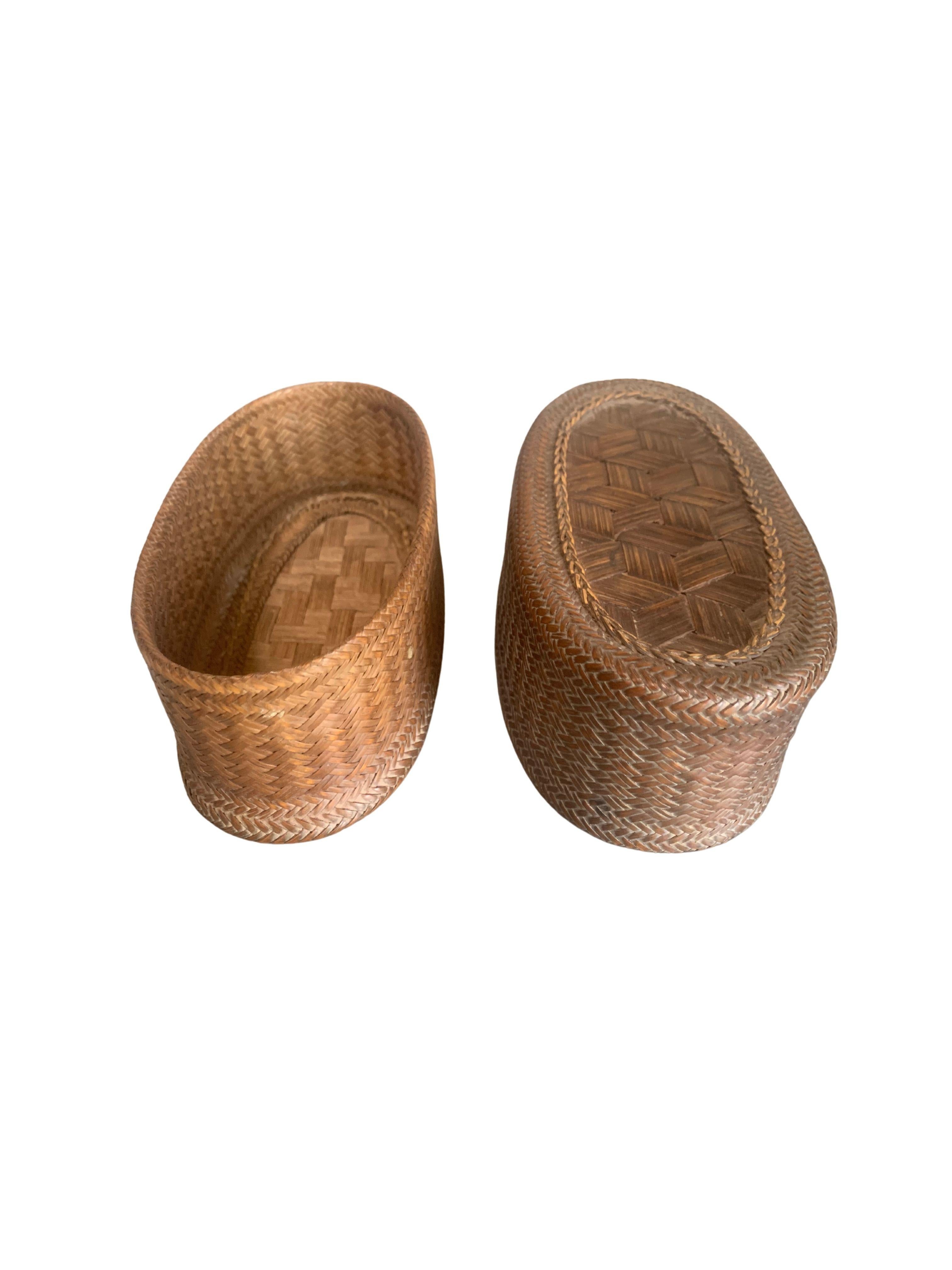 Hand-Woven Rattan Spice Basket from Akha Tribe of Northern Thailand For Sale