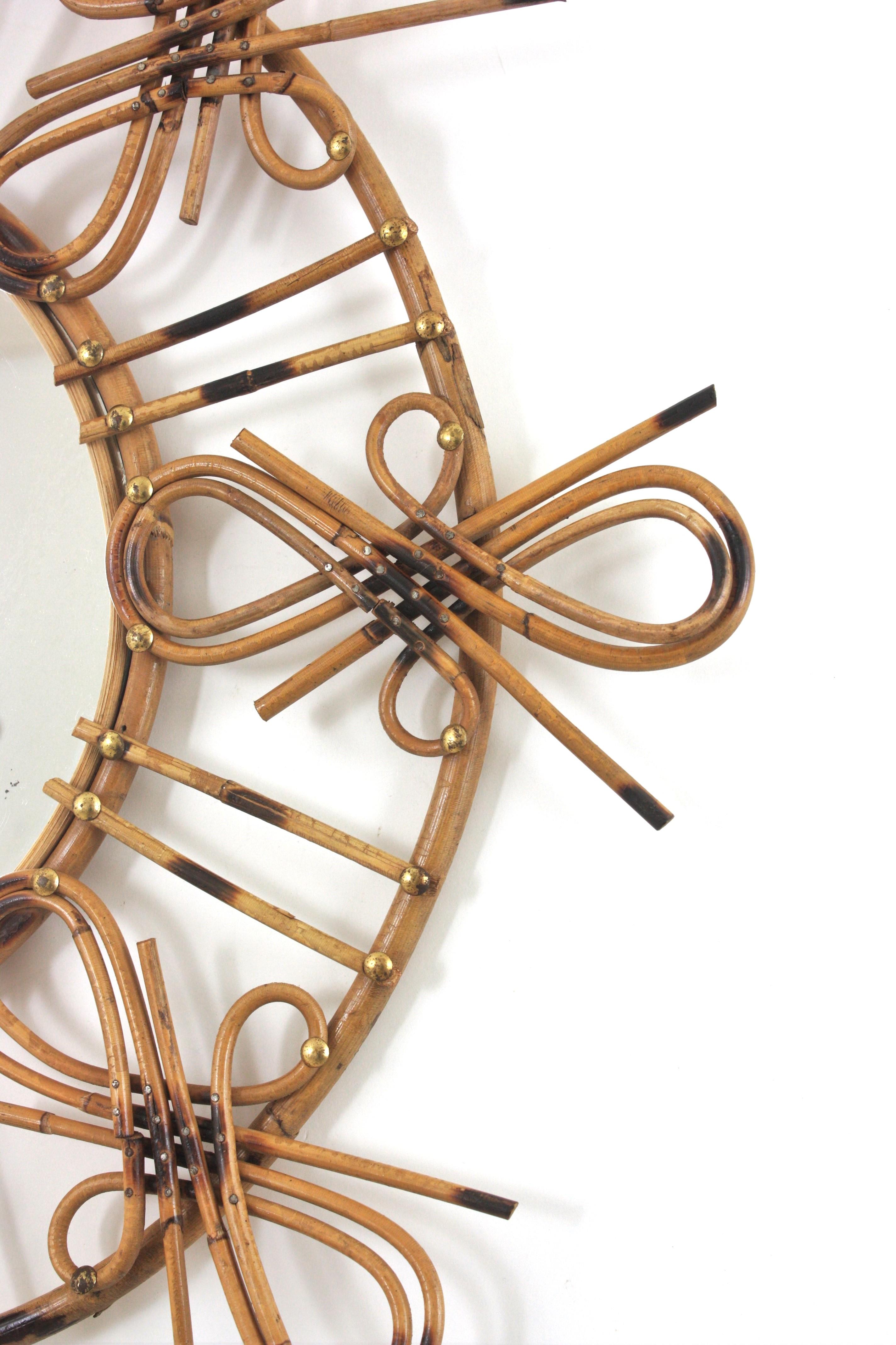 Specchio in rattan Sunburst con motivo Chinoiserie, anni '50 in vendita 3