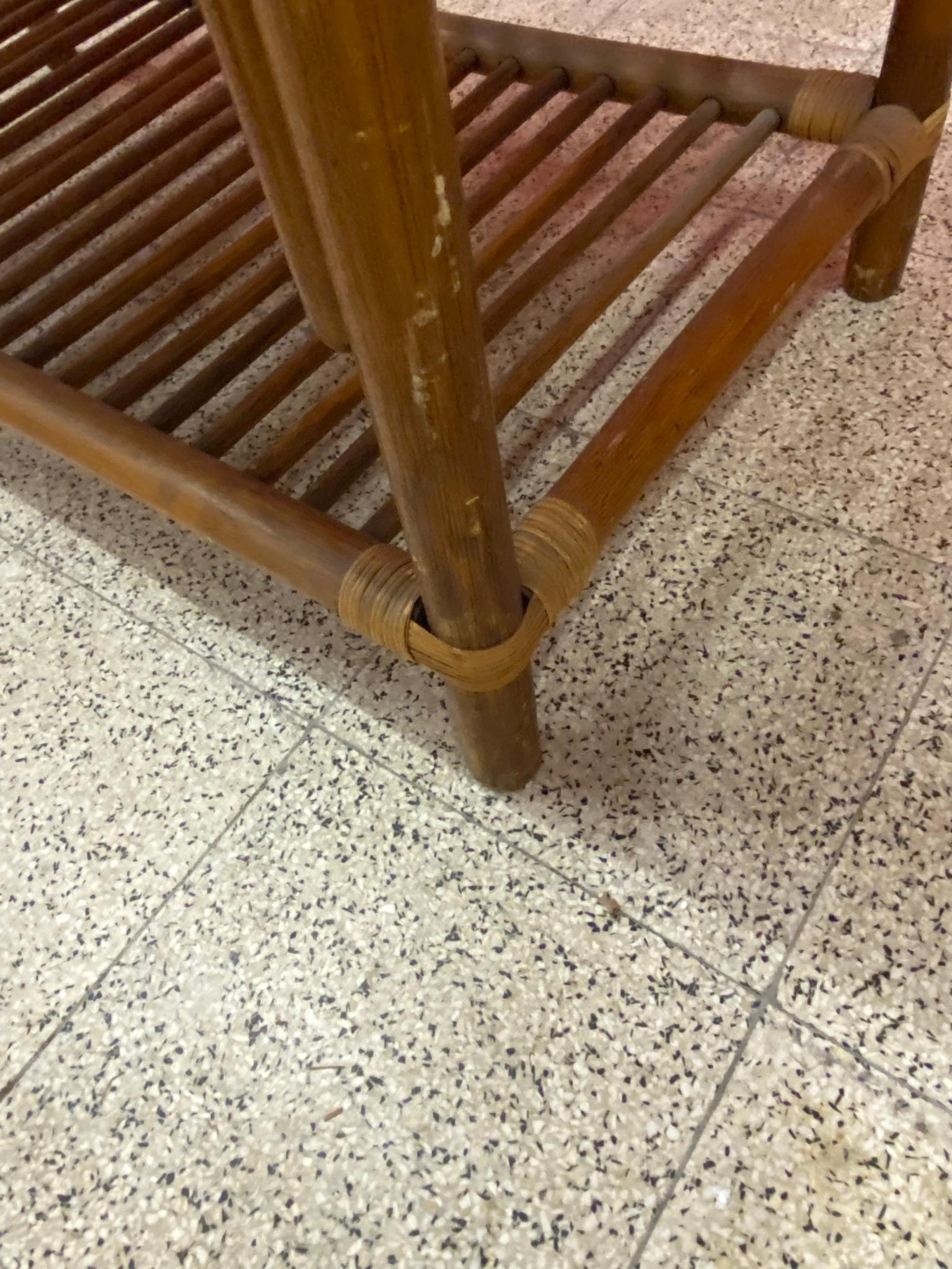 Mesa de ratán, circa 1960-1970 Ratán en venta