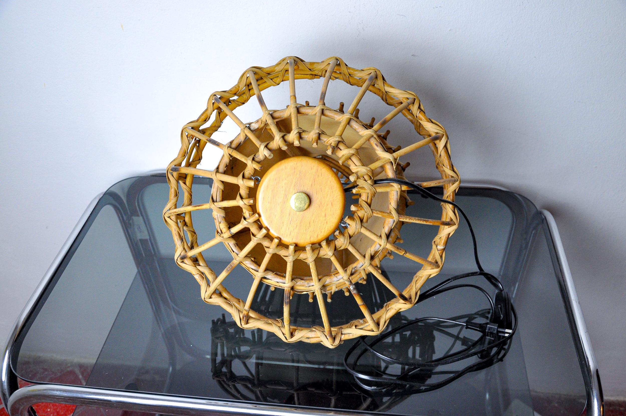 Lampe de table en rotin, art populaire, France, 1960 en vente 3