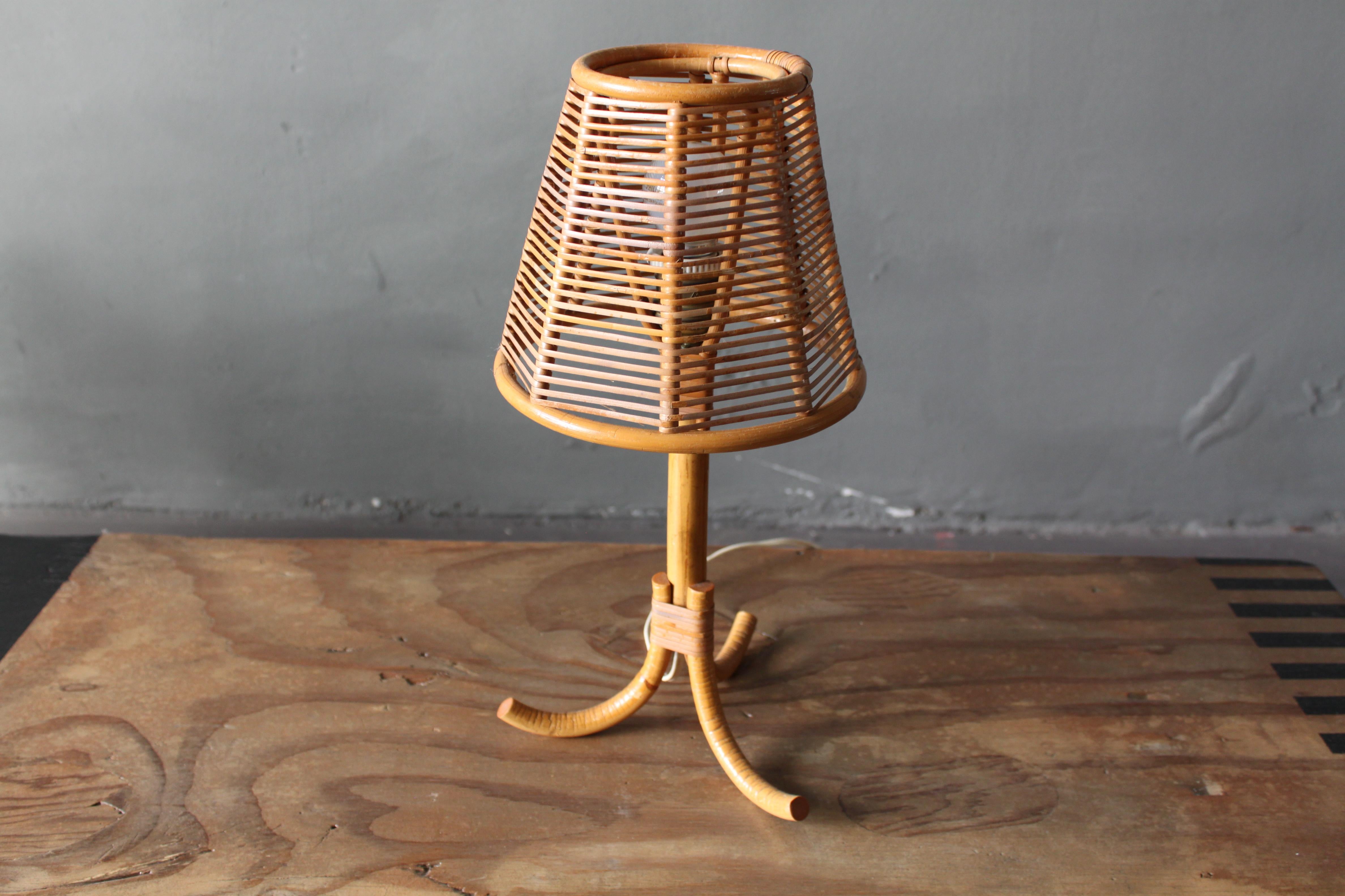 Rattan Table Lamp, France, circa 1956 1