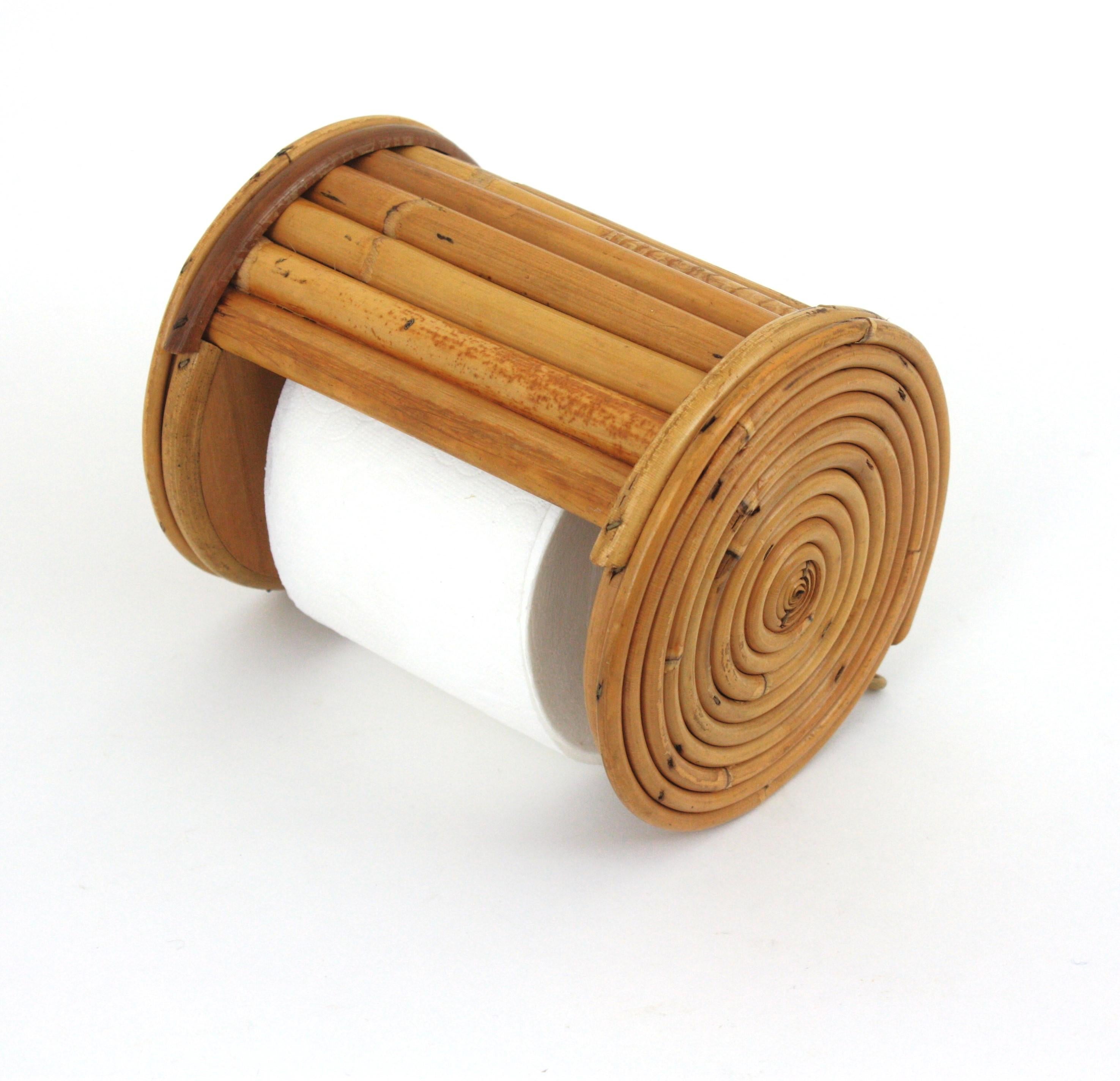 Rattan Wall Mounted Bathroom Accessories Set, 1950s For Sale 4