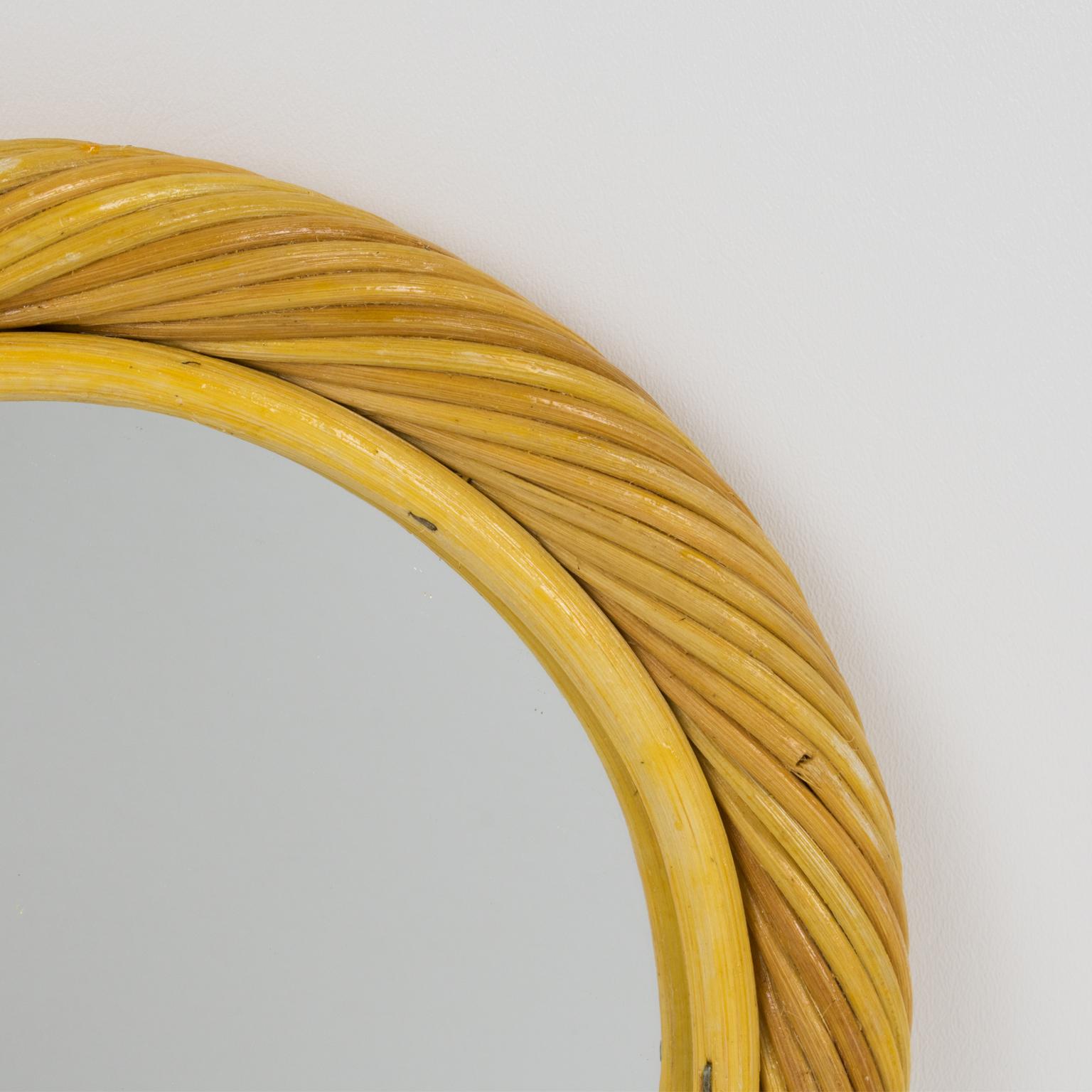 Specchio rotondo da parete in vimini di rattan e bambù in vendita 3