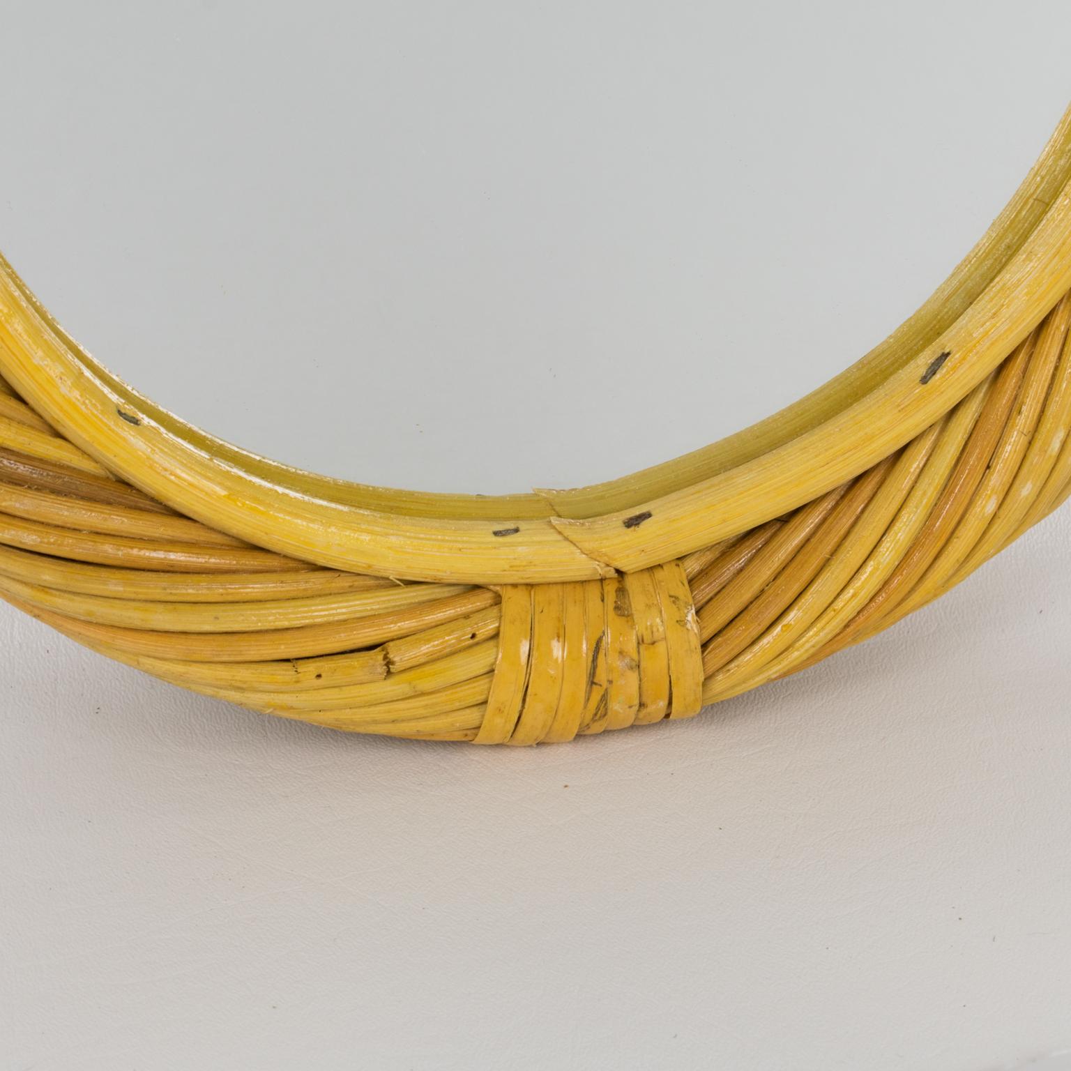 Specchio rotondo da parete in vimini di rattan e bambù in vendita 2