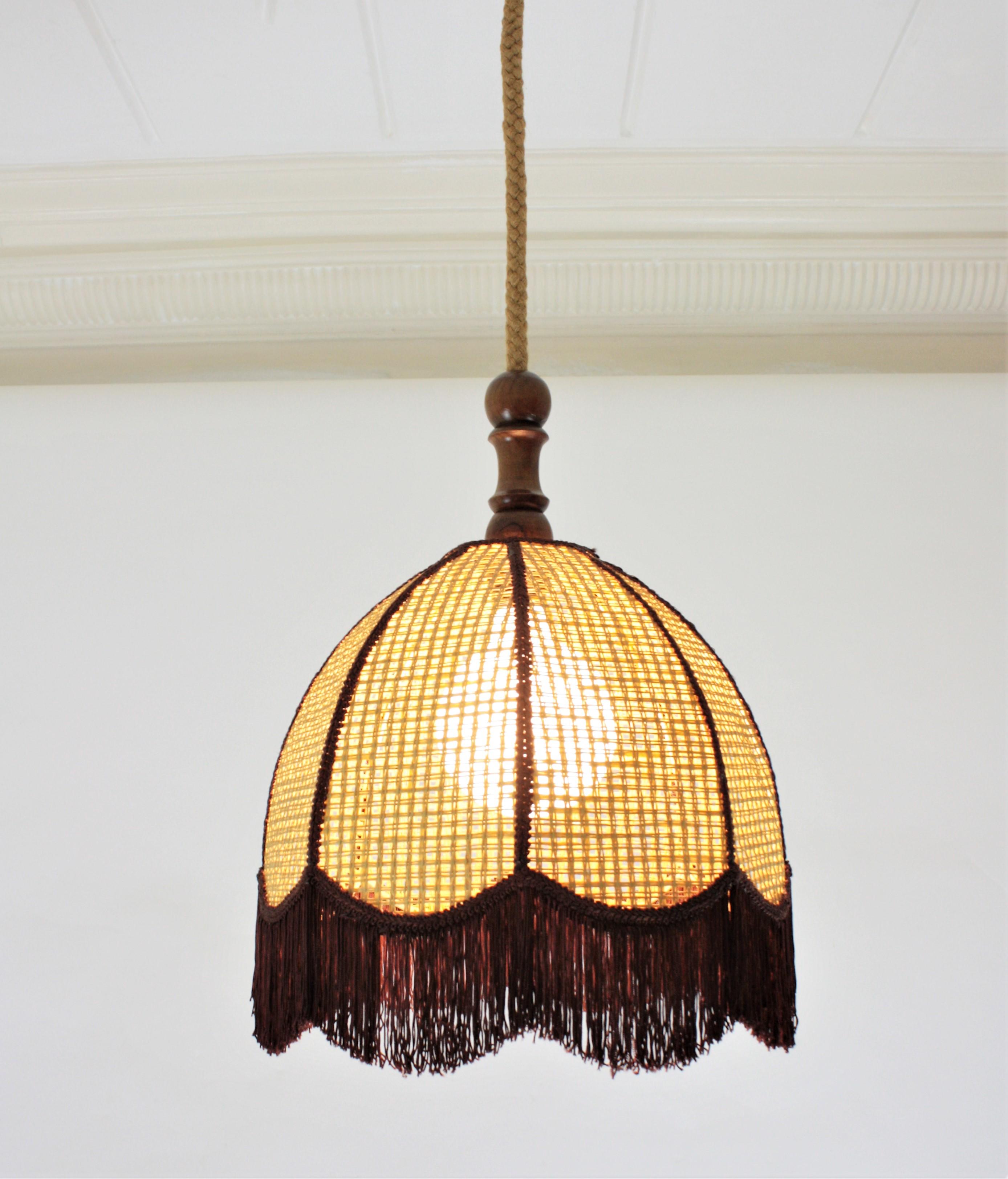 Rattan Wicker Bell Pendant Hanging Lamp with Fringe, Spain, 1970s In Good Condition In Barcelona, ES