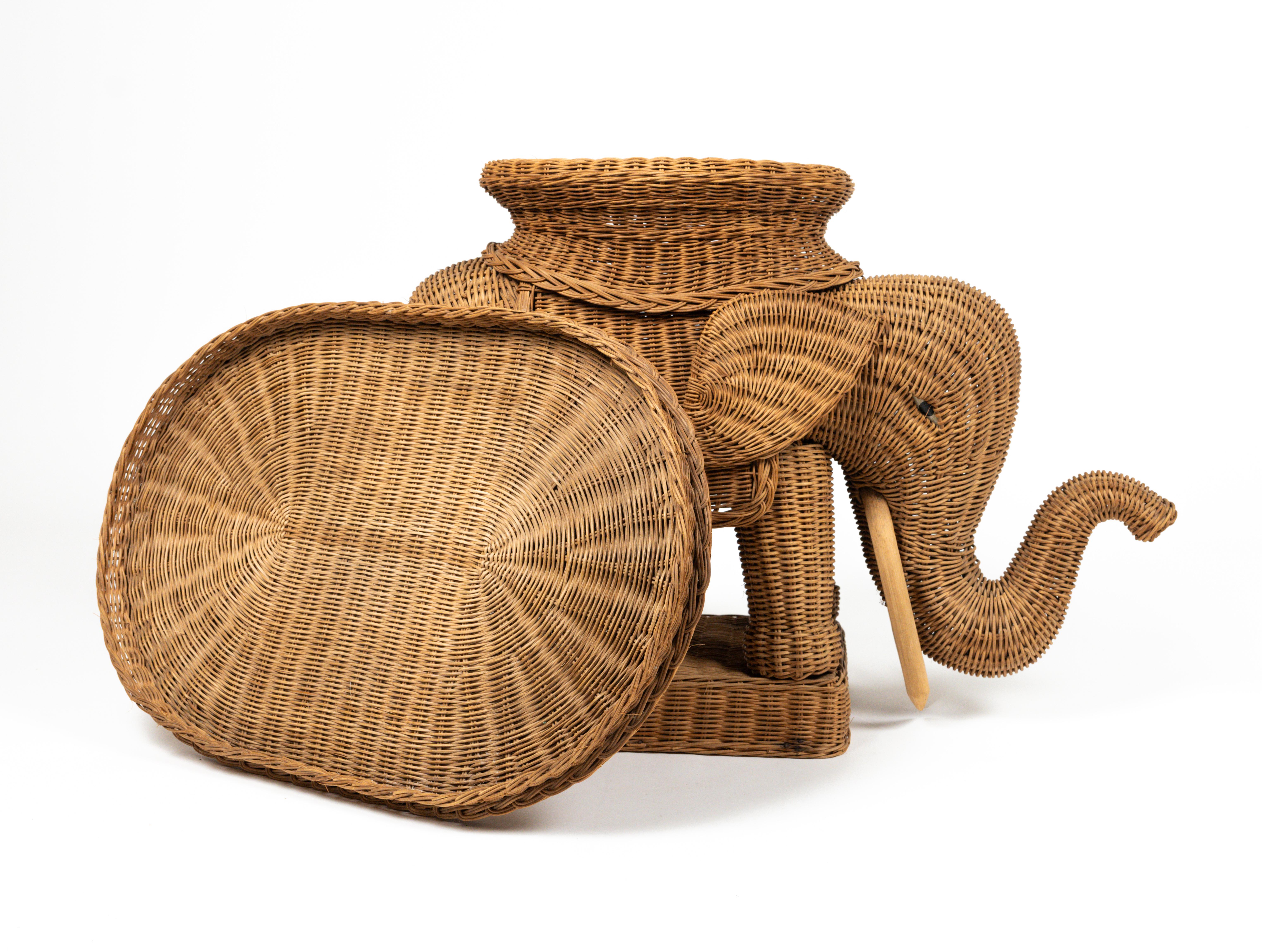 italien Table basse d'appoint en rotin et osier avec éléphant, style Vivai Del Sud, Italie, années 1960 en vente