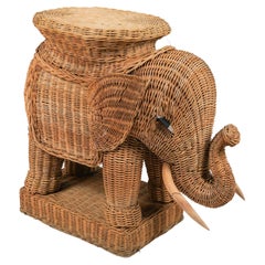 Table basse d'appoint en rotin et osier avec éléphant, style Vivai Del Sud, Italie, années 1960