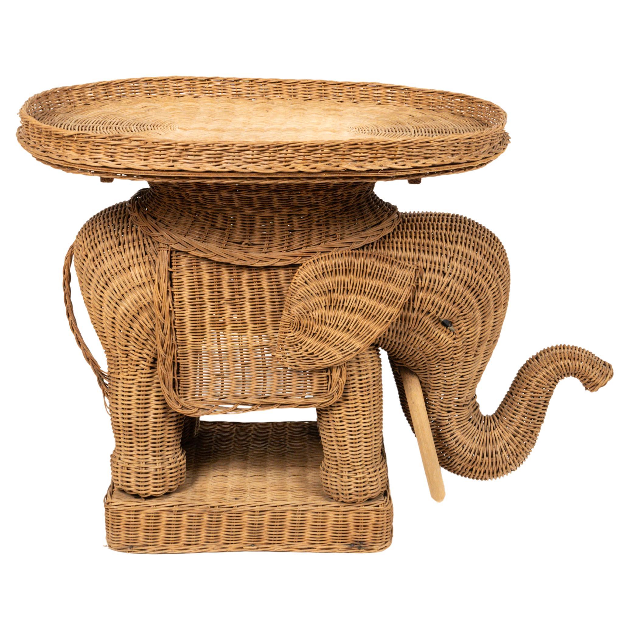 Table basse d'appoint en rotin et osier avec éléphant, style Vivai Del Sud, Italie, années 1960