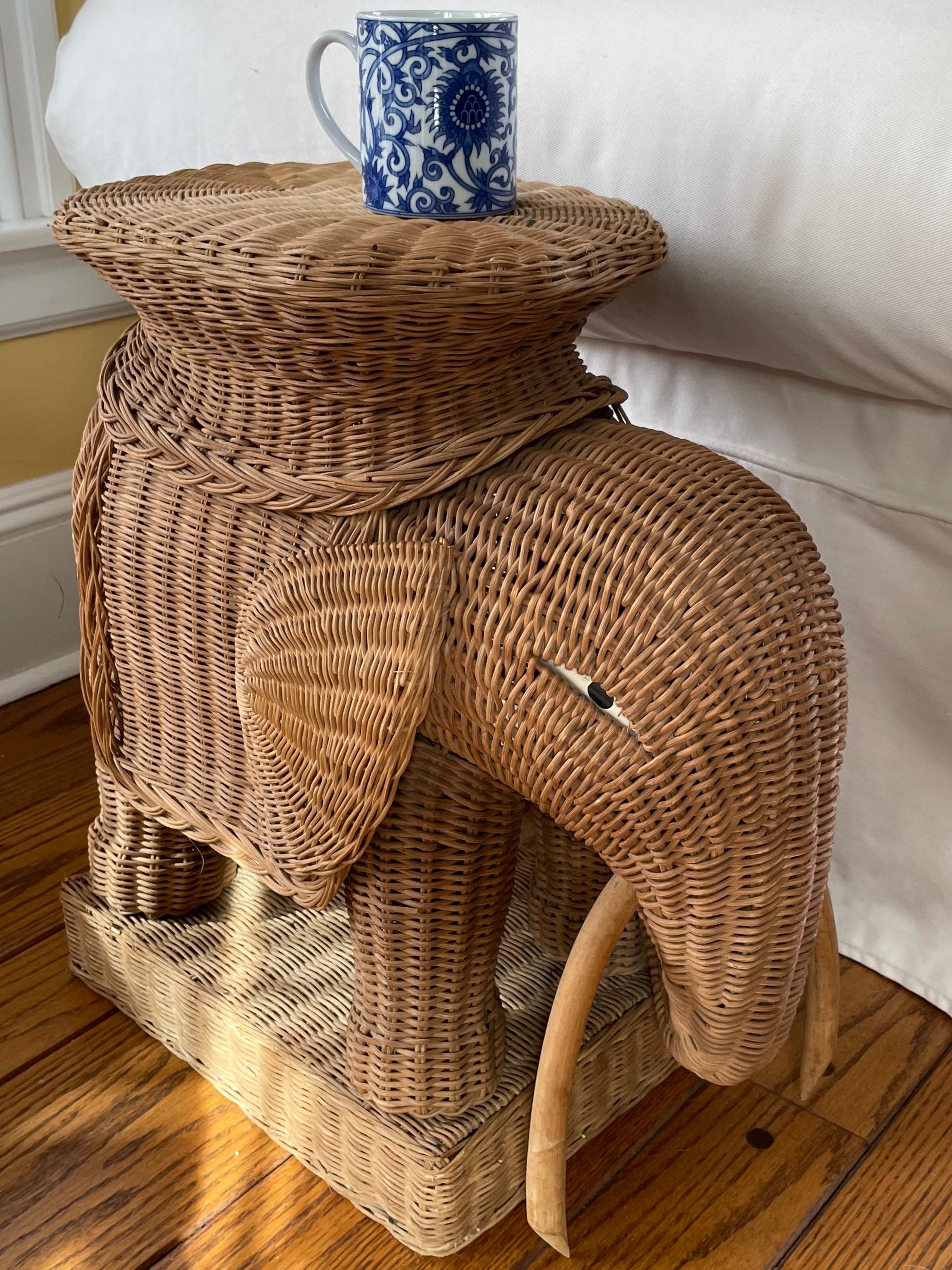 Rattan Wicker Elephant Table 4