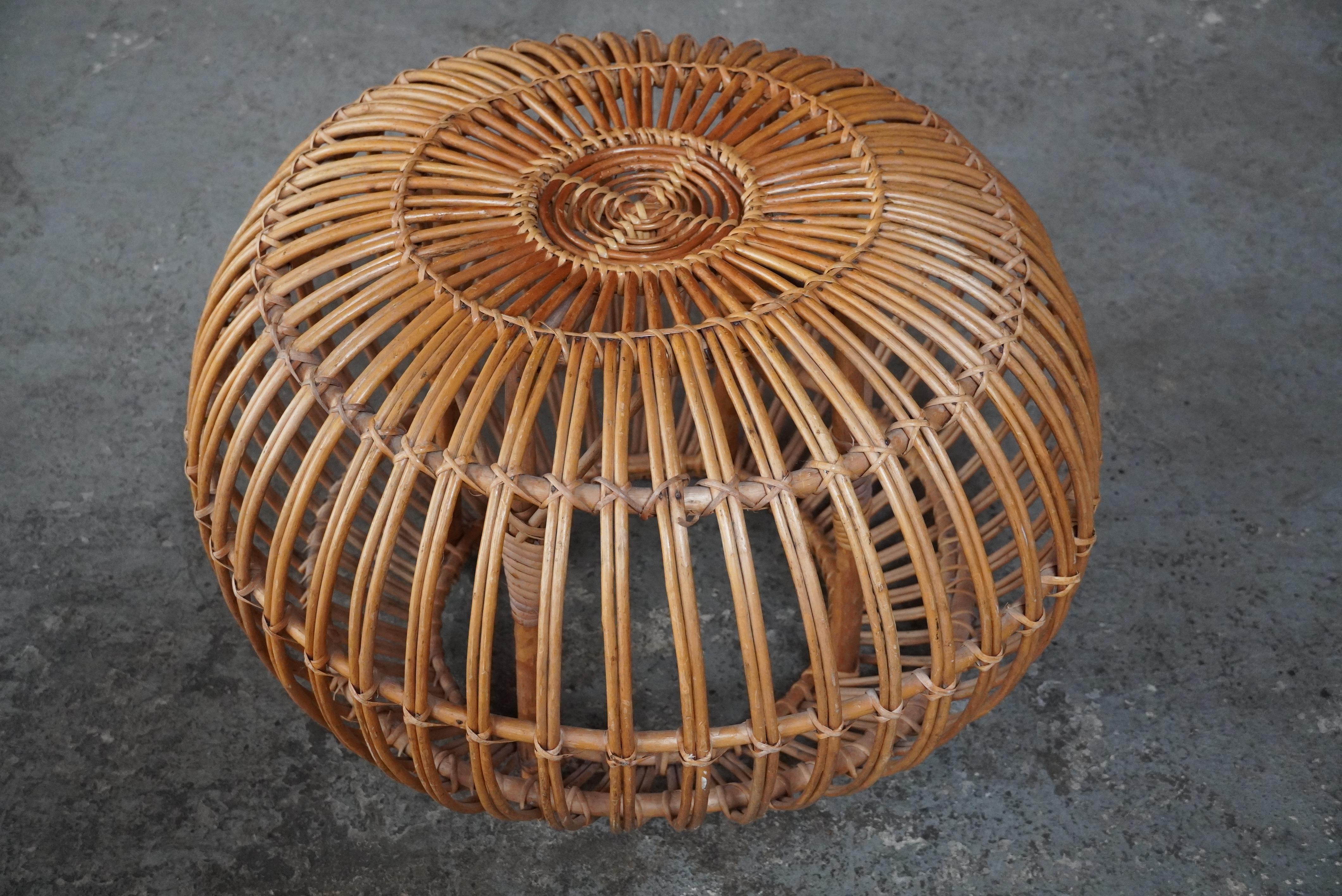 Mid-Century Modern Rattan / Wicker Ottoman attributed to Franco Albini For Sale
