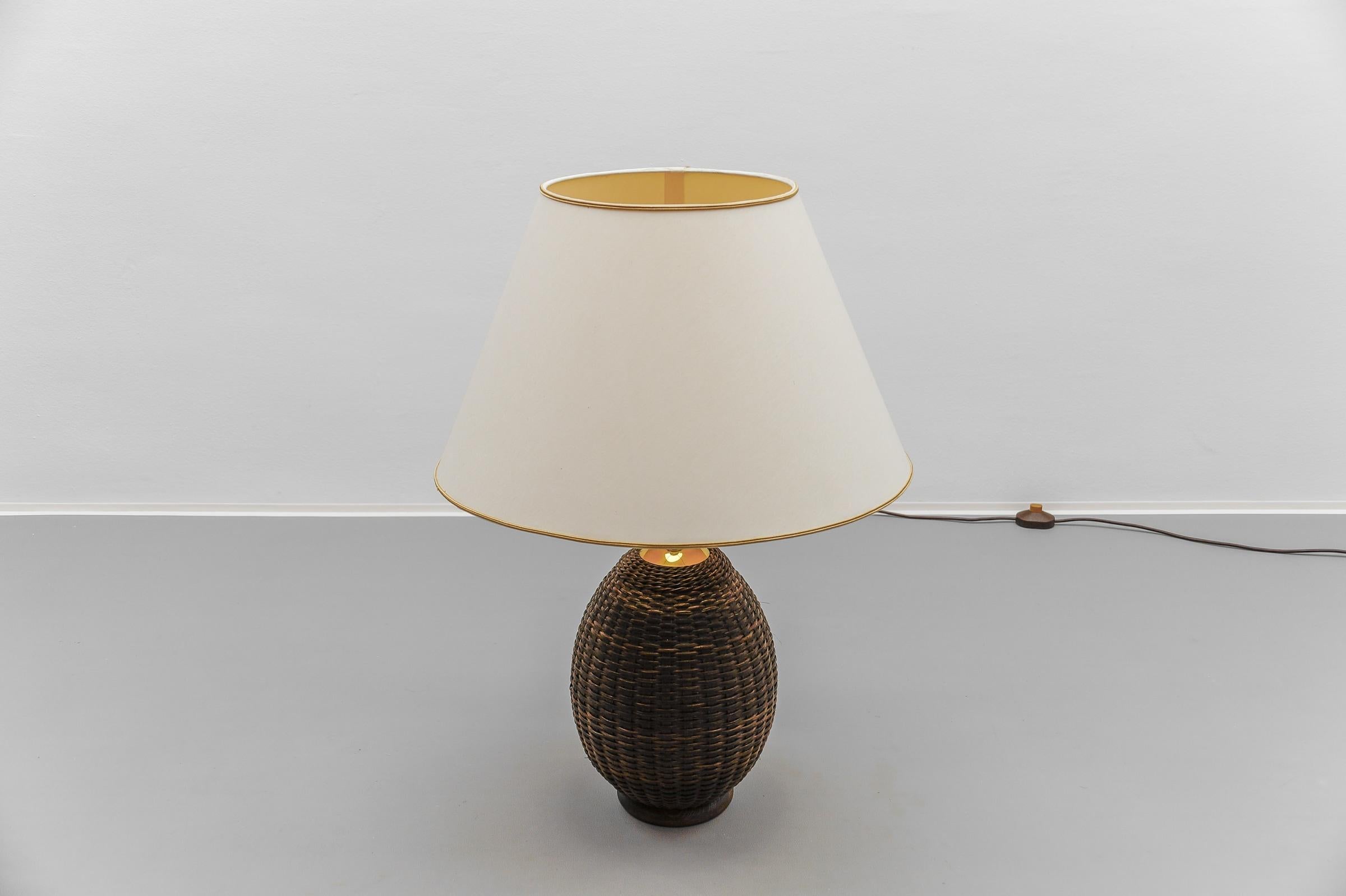 Italian Rattan Wicker Table Lamp, 1960s Italy For Sale