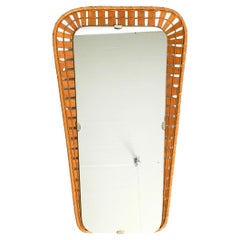 Miroir à trapèze en osier et rotin, années 70, Italie