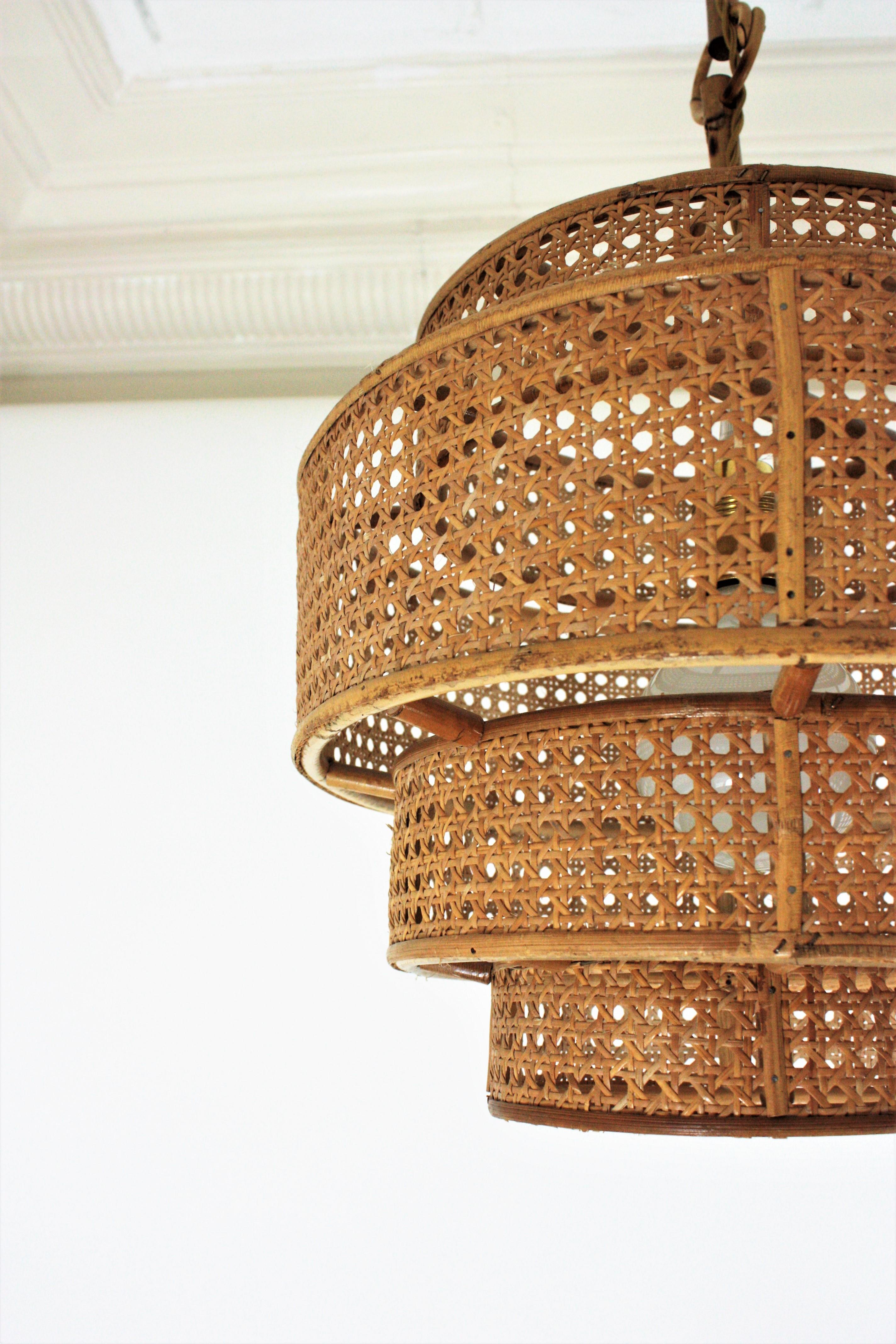  Rattan Wicker Weave Concentric Cylinder Pendant Hanging Light, 1960s For Sale 10