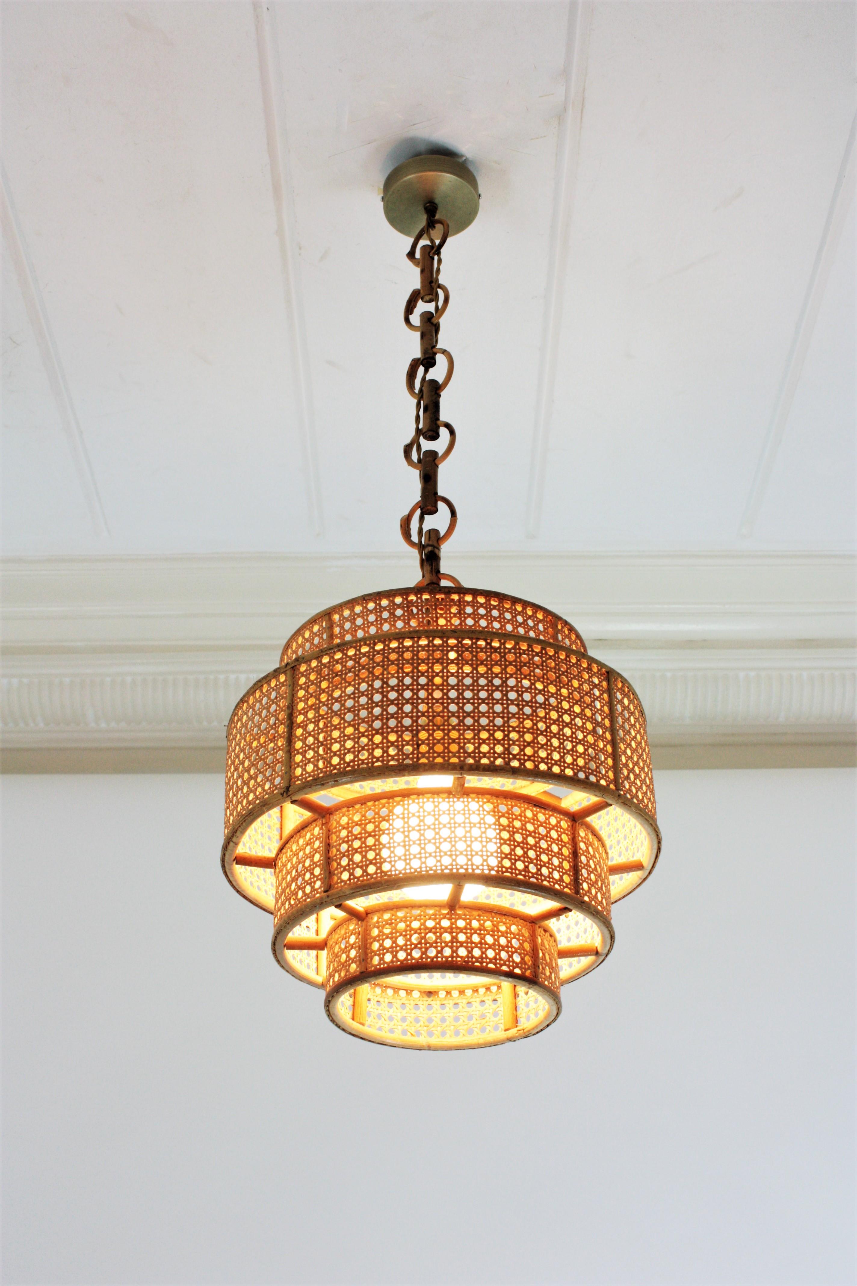  Rattan Wicker Weave Concentric Cylinder Pendant Hanging Light, 1960s For Sale 13