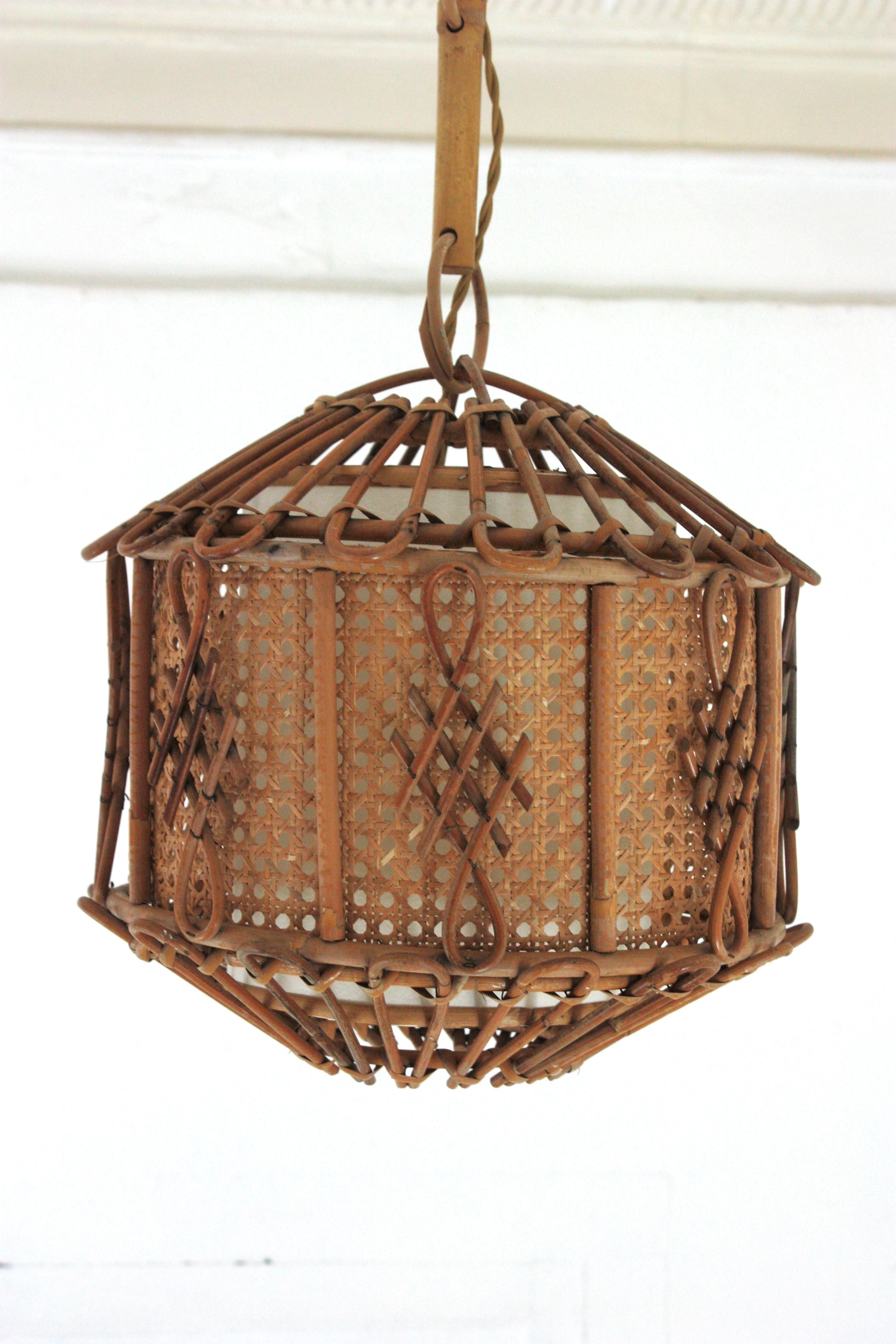 Lampadari a sospensione in filo di vimini e rattan, set di due in vendita 1