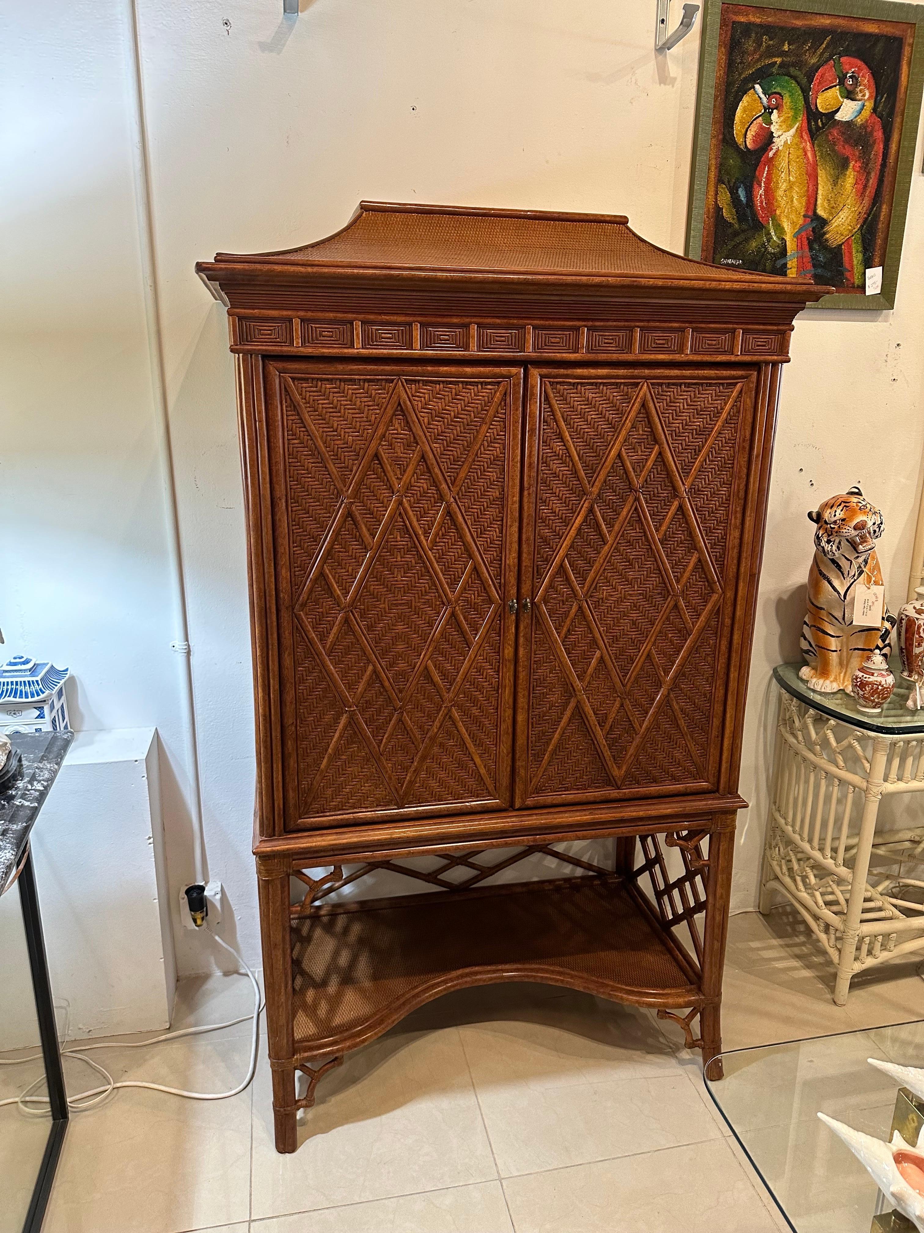 Rattan Woven Faux Bamboo Pagoda Bar Cabinet Armoire Chinese Chippendale  5