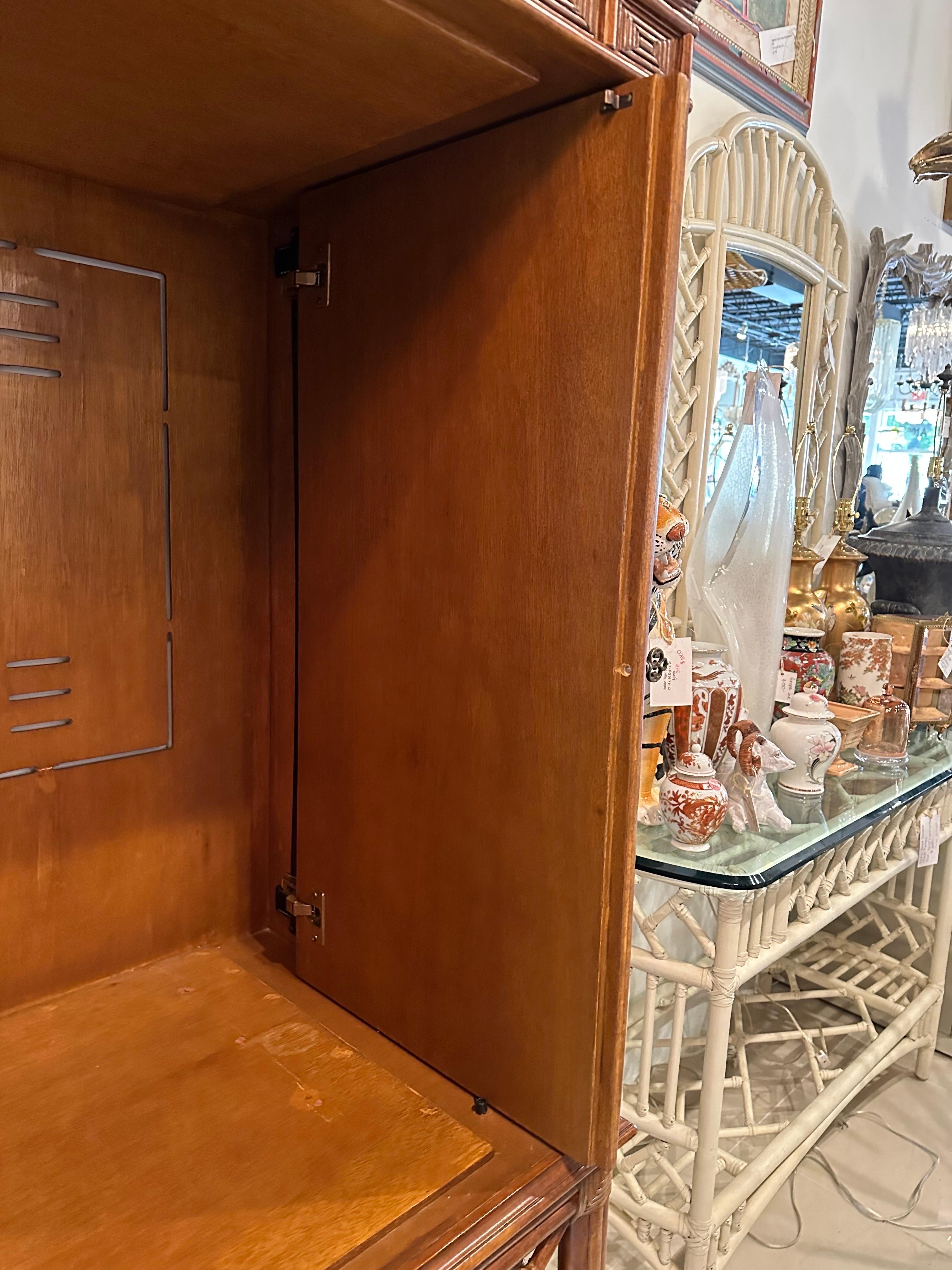 Rattan Woven Faux Bamboo Pagoda Bar Cabinet Armoire Chinese Chippendale 8