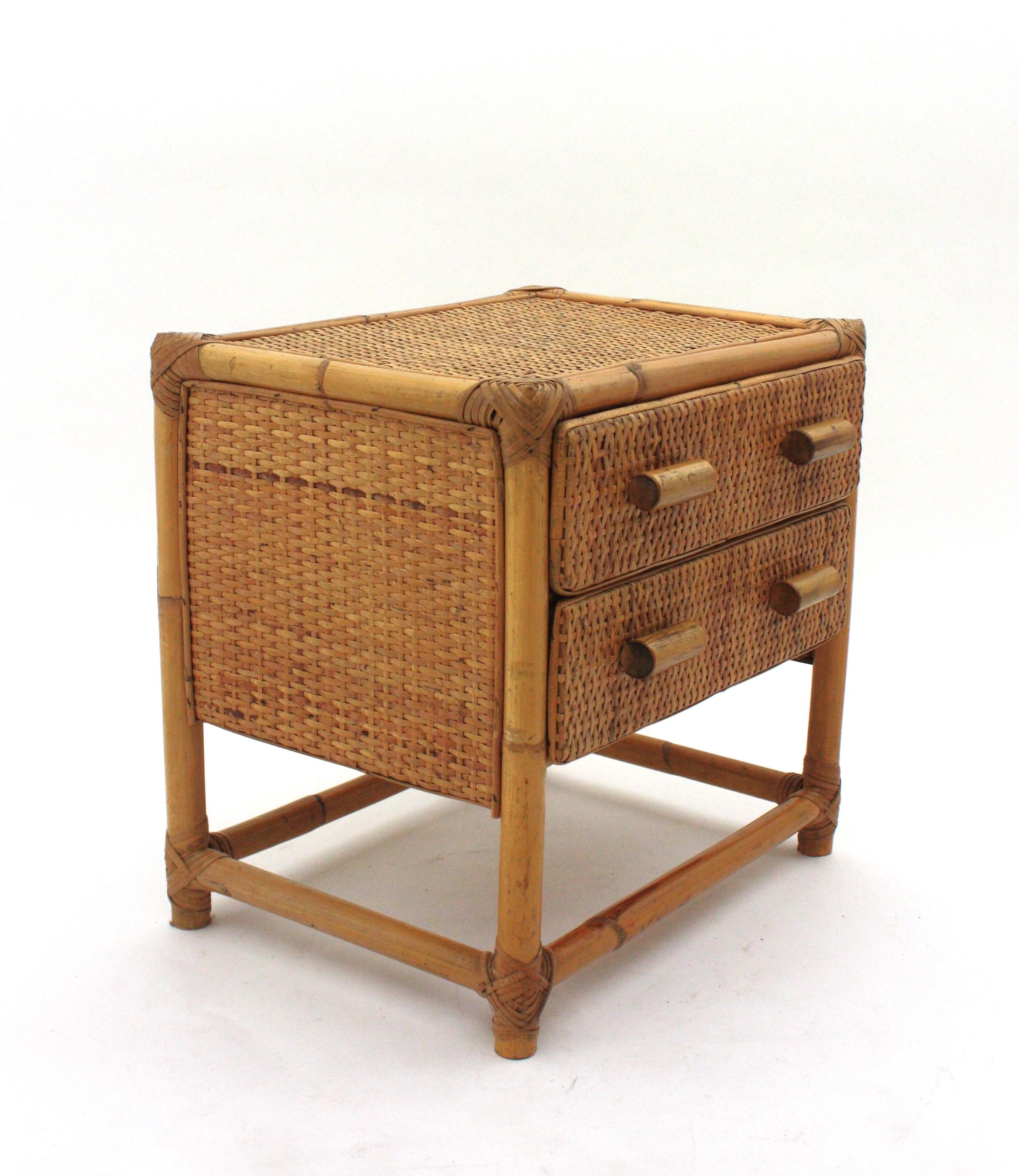 Mid-Century Modern Rattan Woven Wicker Side Table / Night Stand, 1960s For Sale