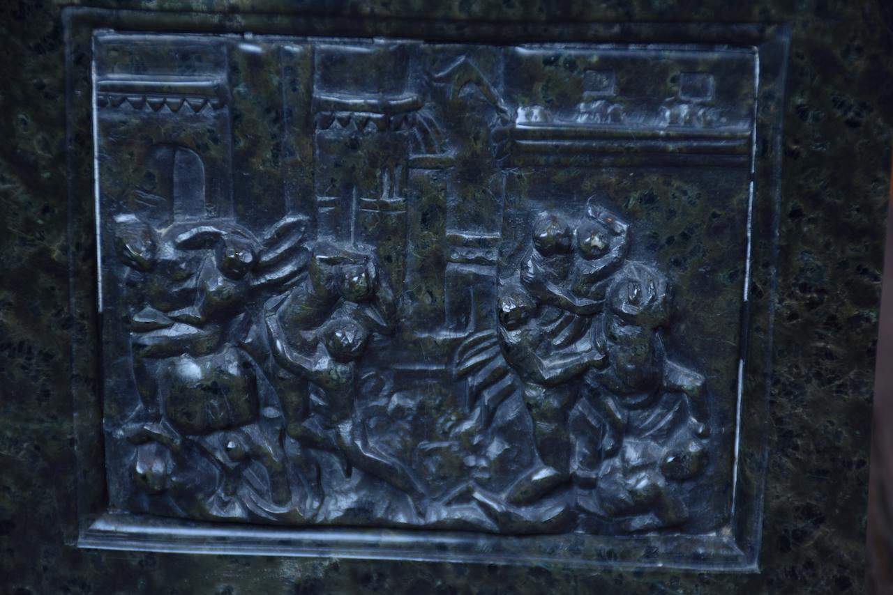 Ratto delle Sabine in marmo Serpentino Verde copia da Gianbologna, Italia 6