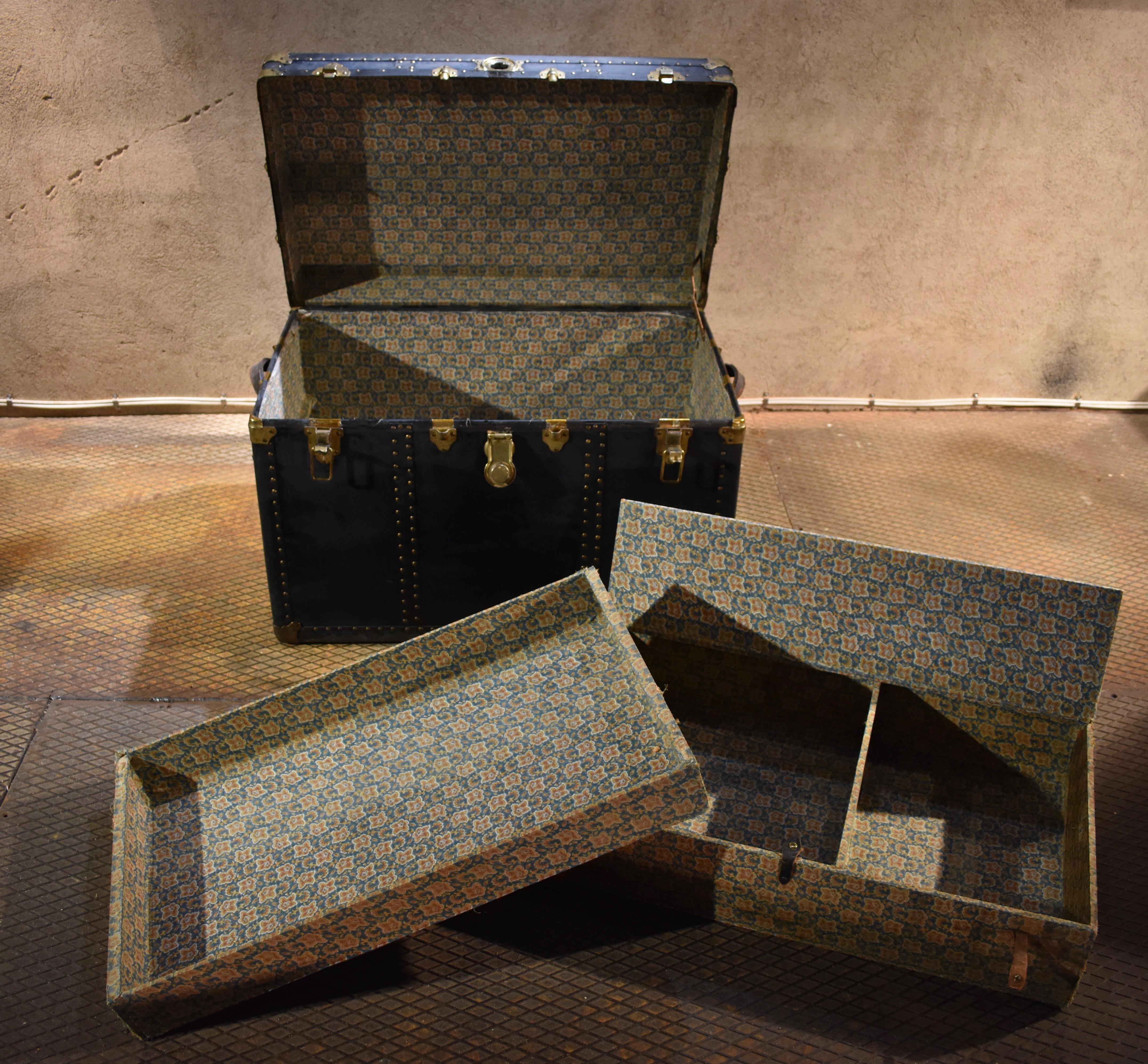 Rauchbach Goldsmith Vintage Travel Trunk Swedish American Line, 1920s In Good Condition In Helsingborg, SE