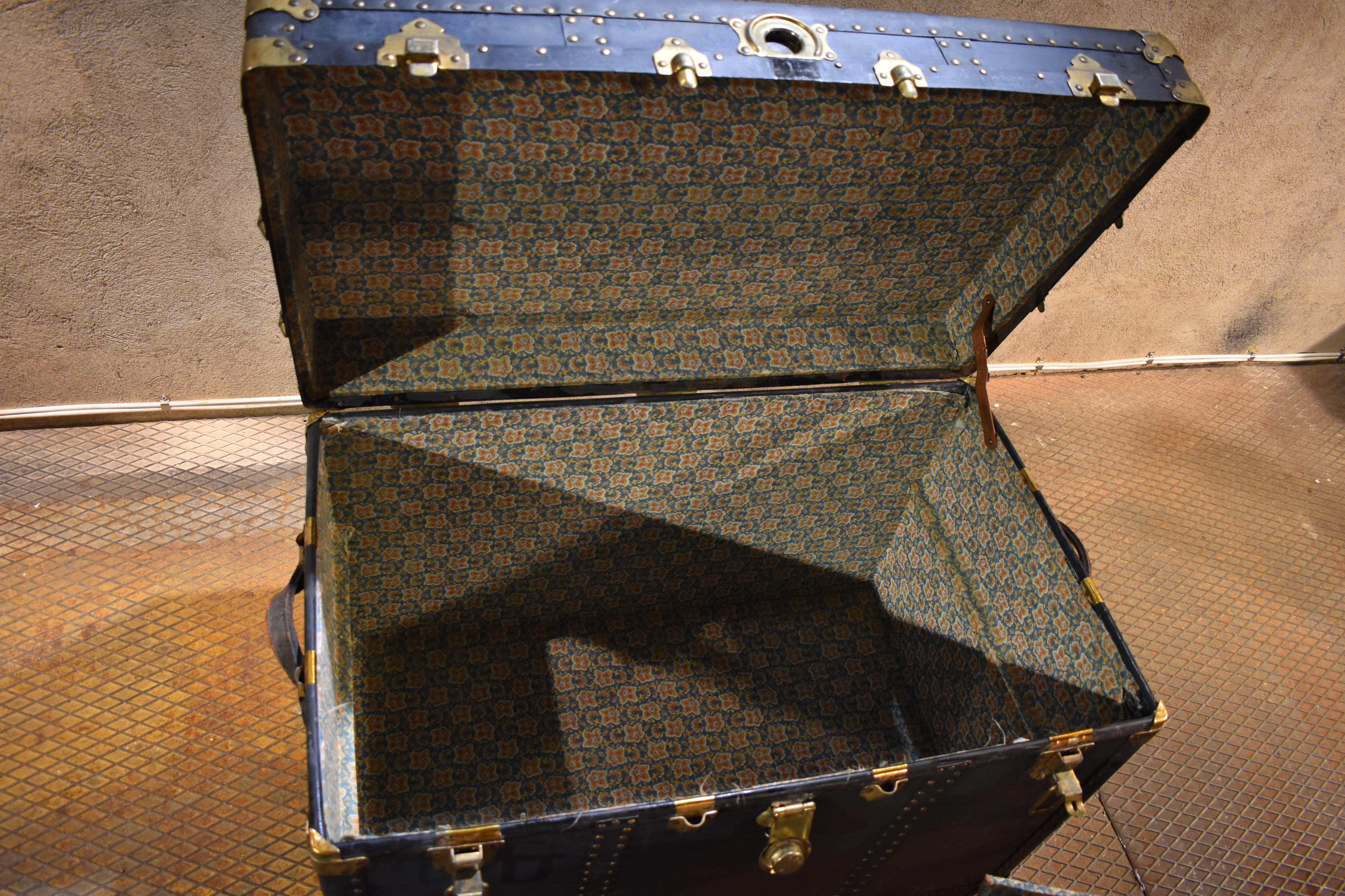 Early 20th Century Rauchbach Goldsmith Vintage Travel Trunk Swedish American Line, 1920s