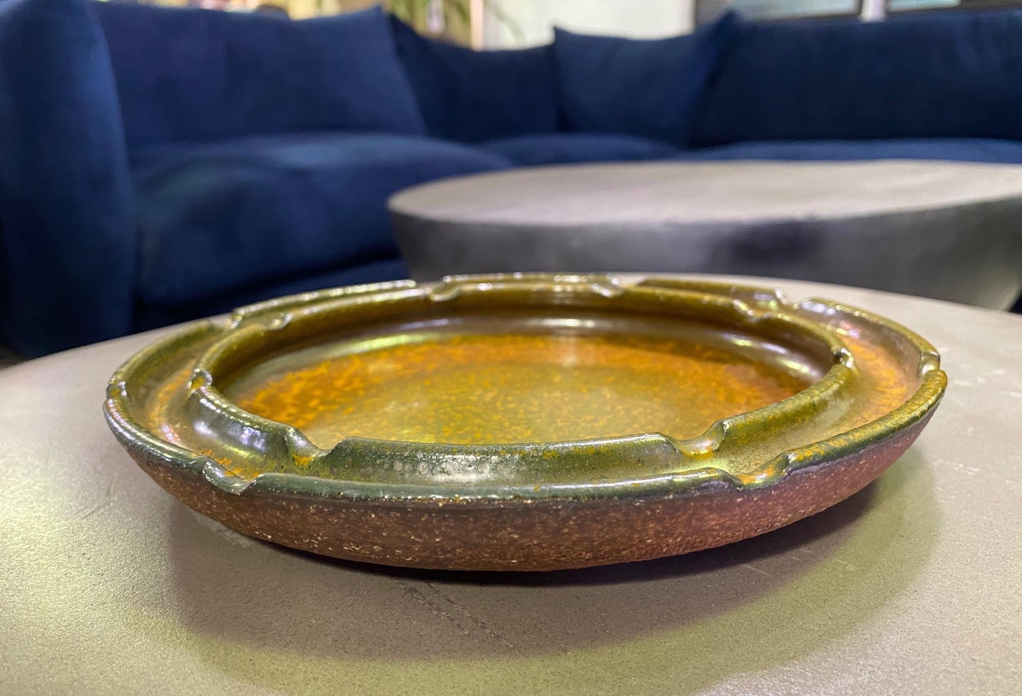American Raul Coronel Signed Mid-Century Modern Ceramic California Pottery Bowl, 1960s For Sale