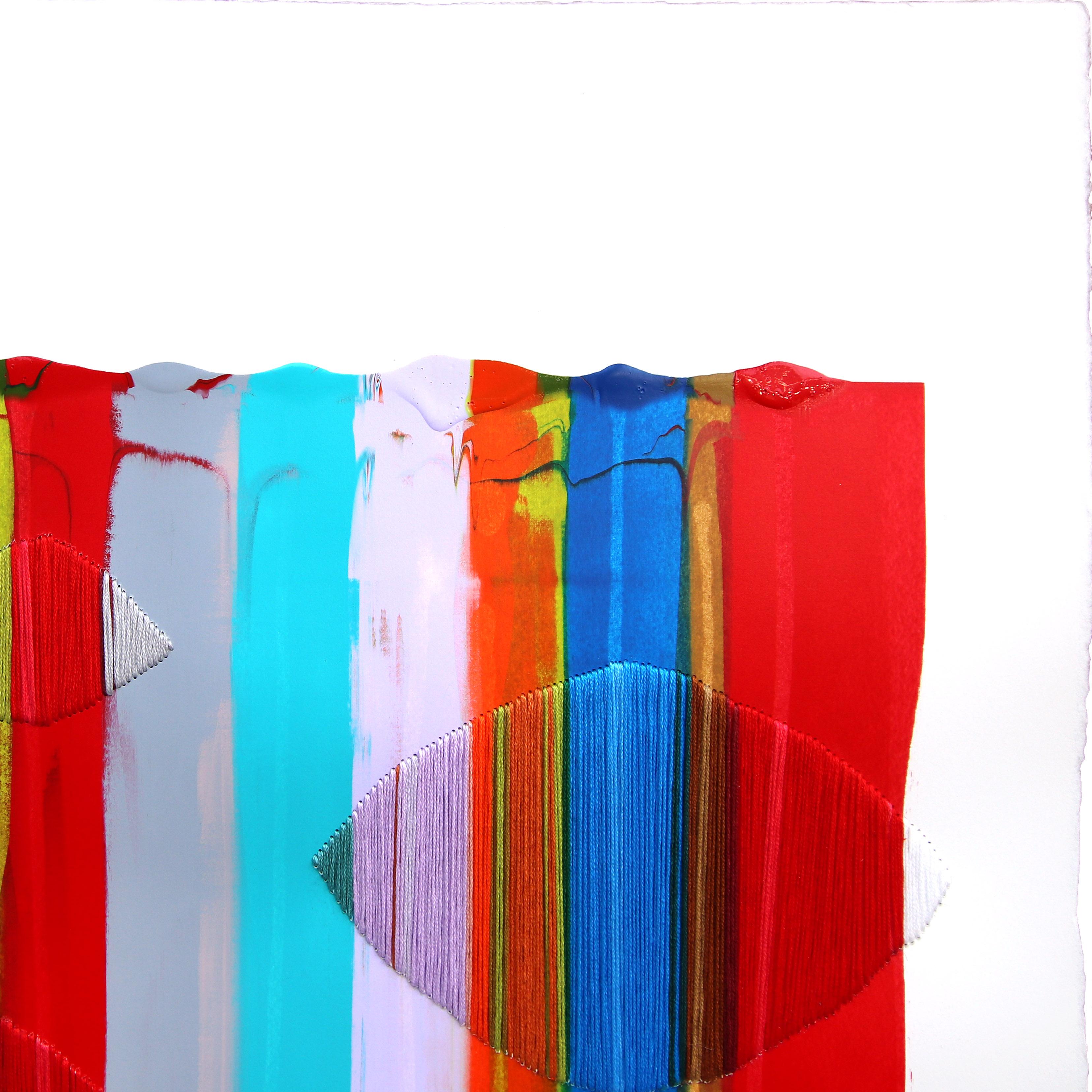 Die lebhaften abstrakten Mixed-Media-Kunstwerke des in Barcelona lebenden Künstlers Raul de la Torre sind eine Hommage an Textilien. De La Torre überlässt den Materialien den Vortritt und kollaboriert mit dem Unerwarteten, um Werke zu schaffen, die