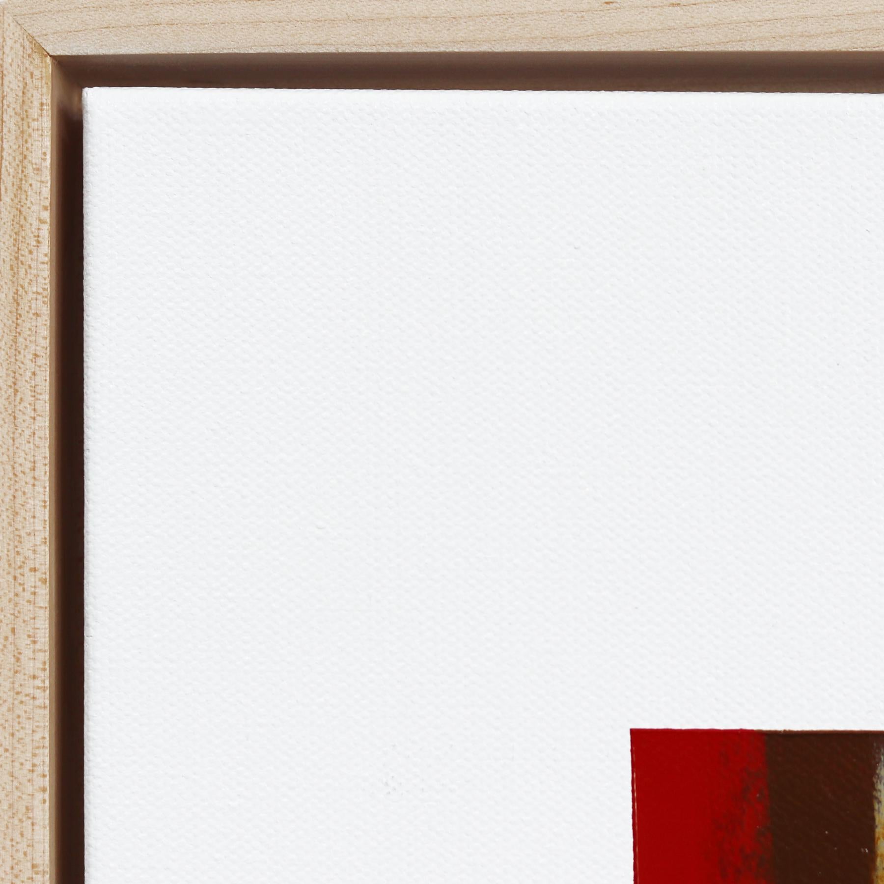 Le vibranti opere astratte a tecnica mista di Raul de la Torre, artista originario di Barcellona, rendono omaggio ai tessuti. De La Torre lascia che i materiali prendano il sopravvento durante il processo e collabora con l'inaspettato per creare