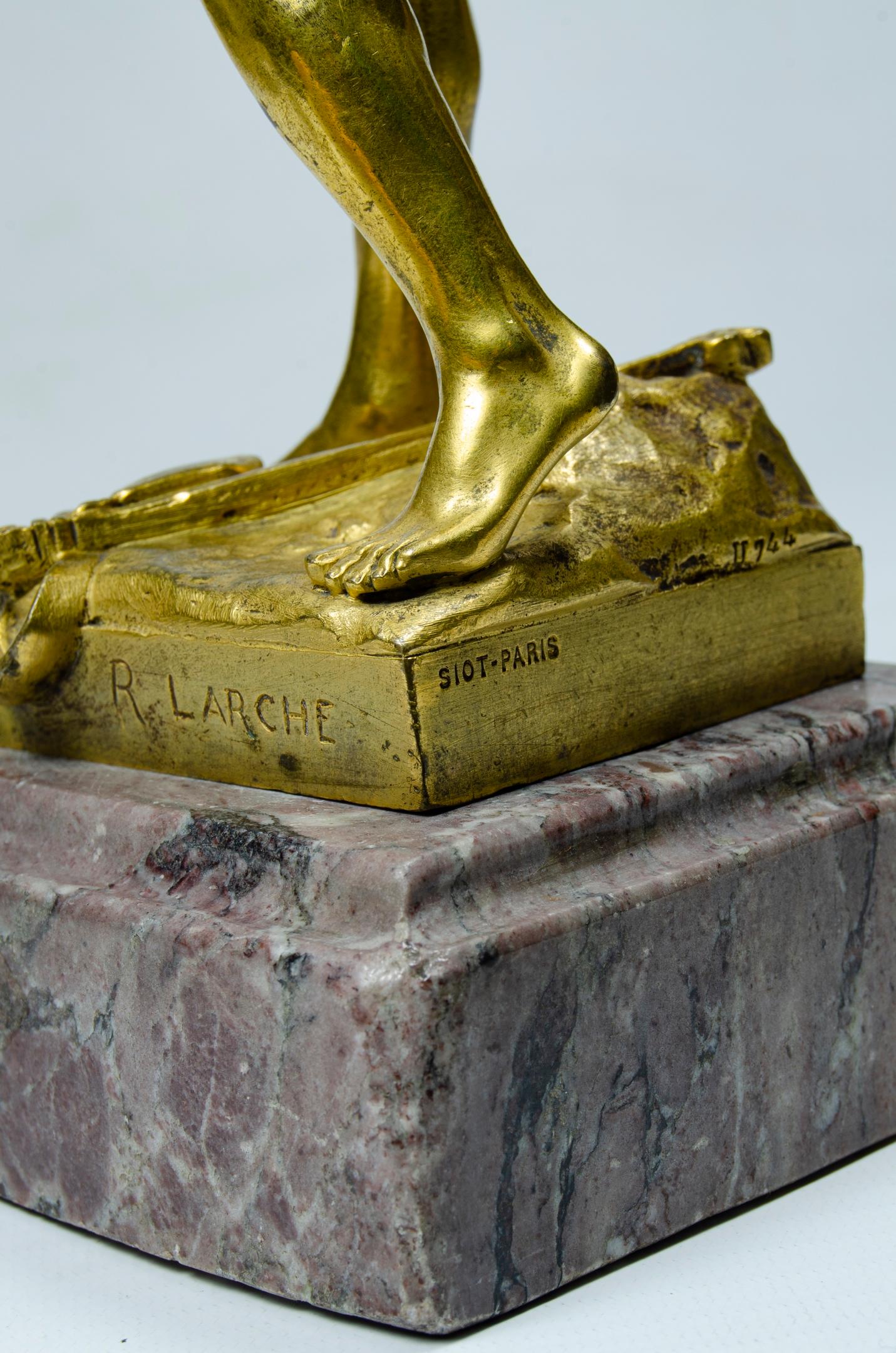 Néoclassique Raul Larche - Siot Decaville en bronze moulé en vente