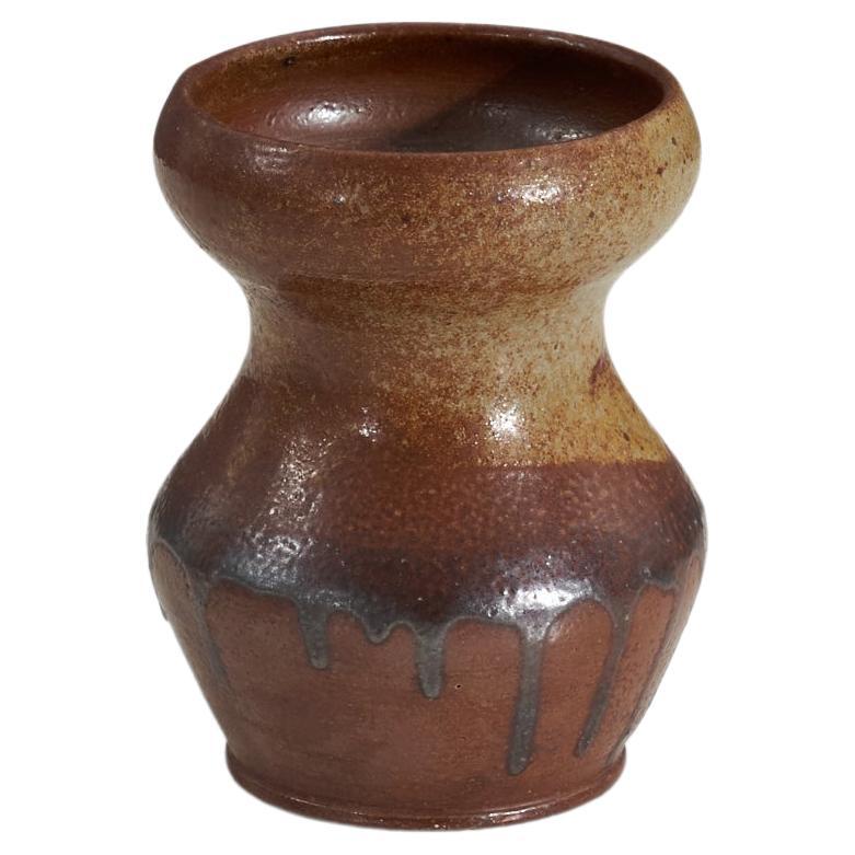 Raus Keramik, Freeform Vase, Glazed Stoneware, Sweden, c. 1940s For Sale