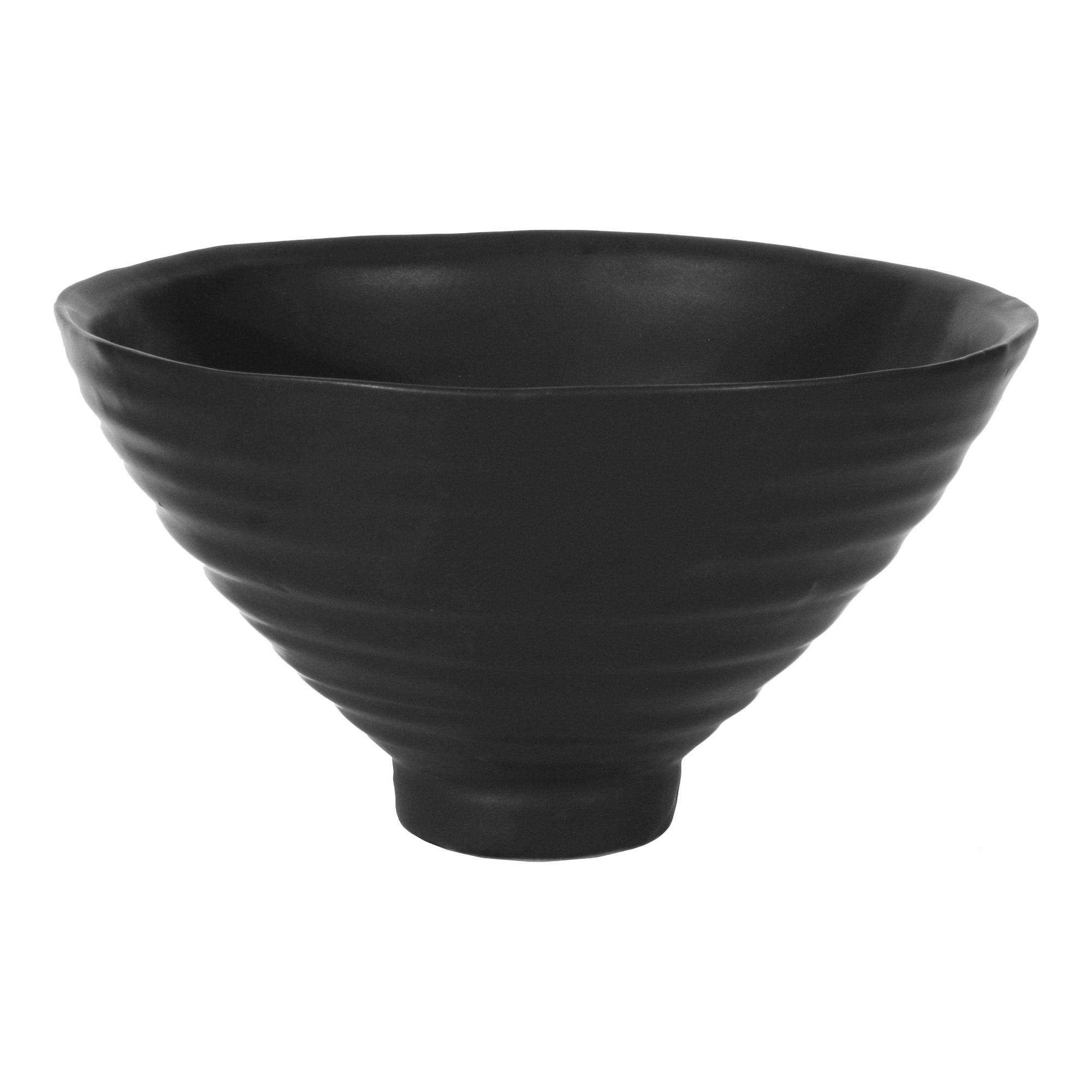 Raven-Schale aus schwarzer Keramik von CuratedKravet