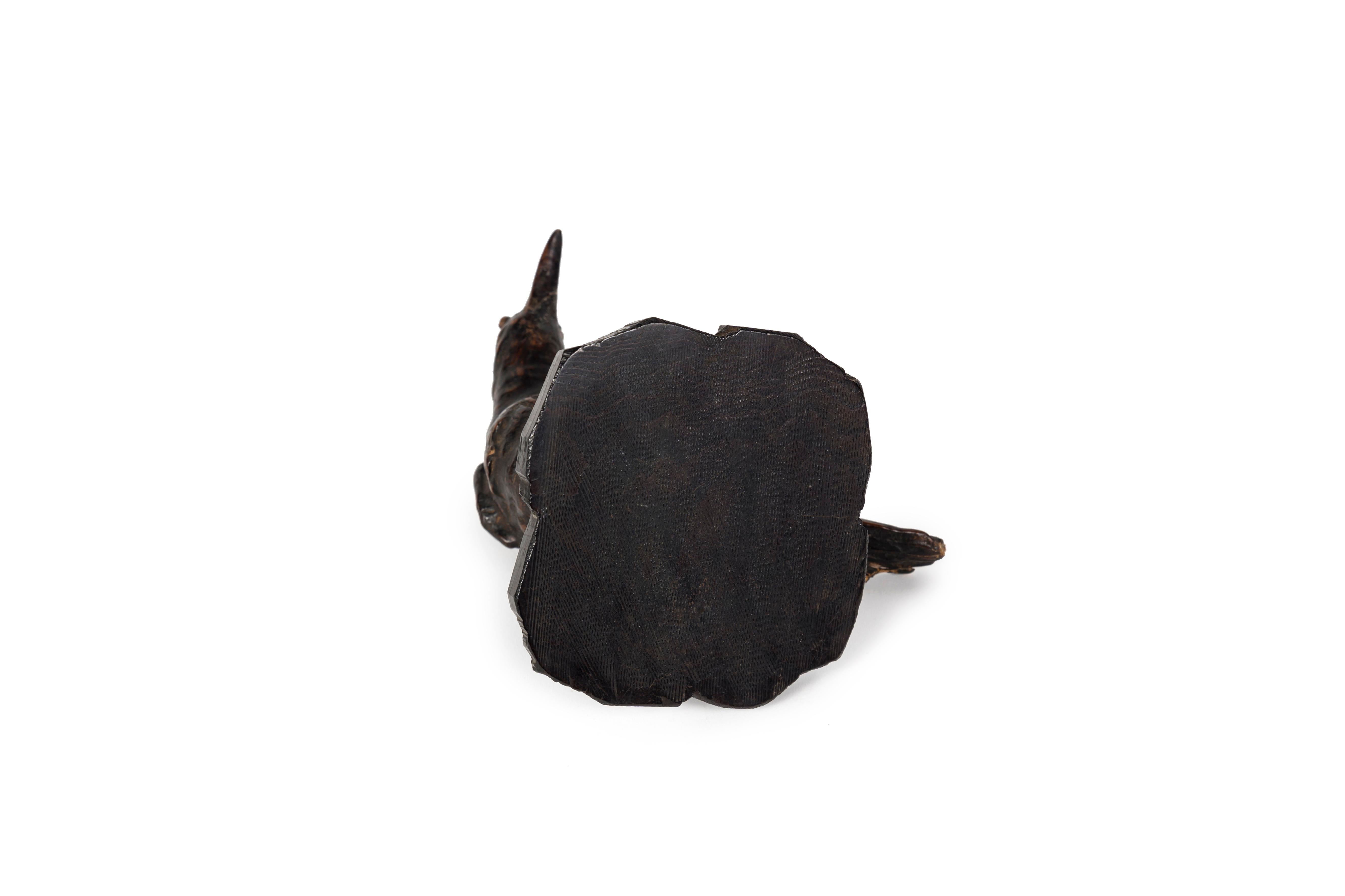 Sculpture okimono en buis de Corbeau Bon état - En vente à PARIS, FR